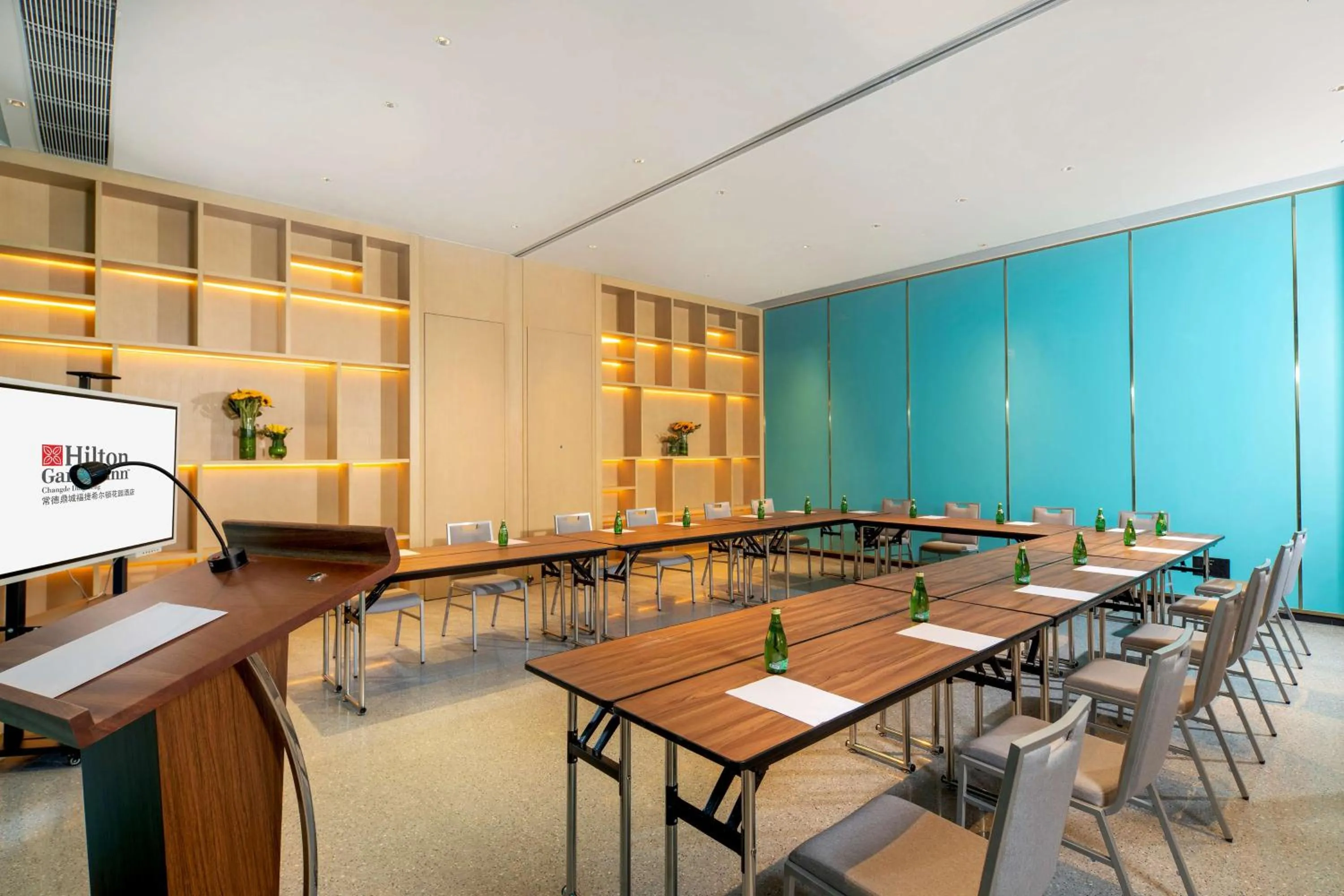 Meeting/conference room in Hilton Garden Inn Changde Dingcheng