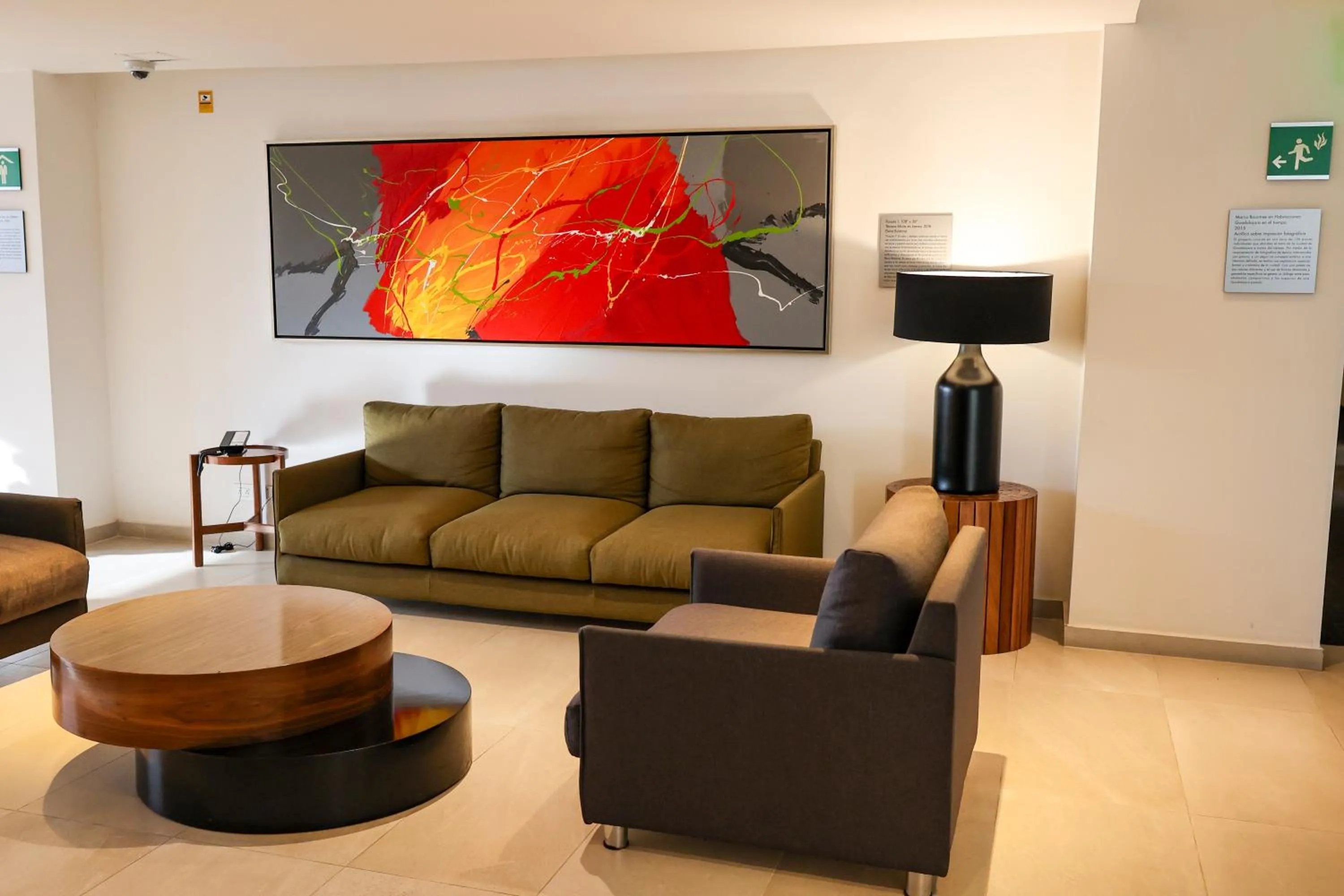 Seating area in Hilton DoubleTree Guadalajara Centro Historico