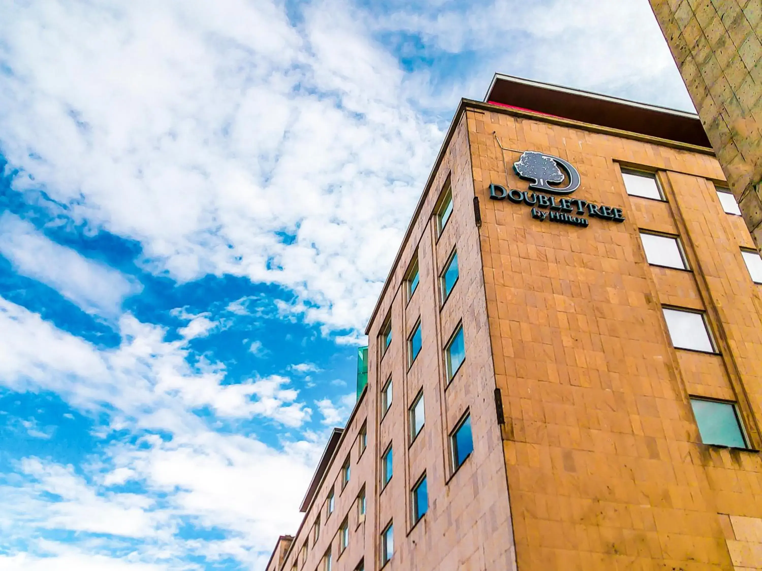 Property building in Hilton DoubleTree Guadalajara Centro Historico Property building in Hilton DoubleTree Guadalajara Centro Historico
