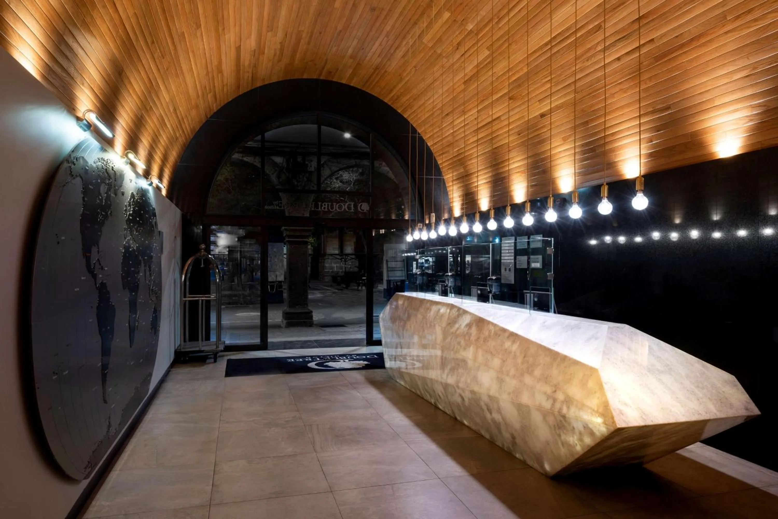 Lobby or reception in Hilton DoubleTree Guadalajara Centro Historico