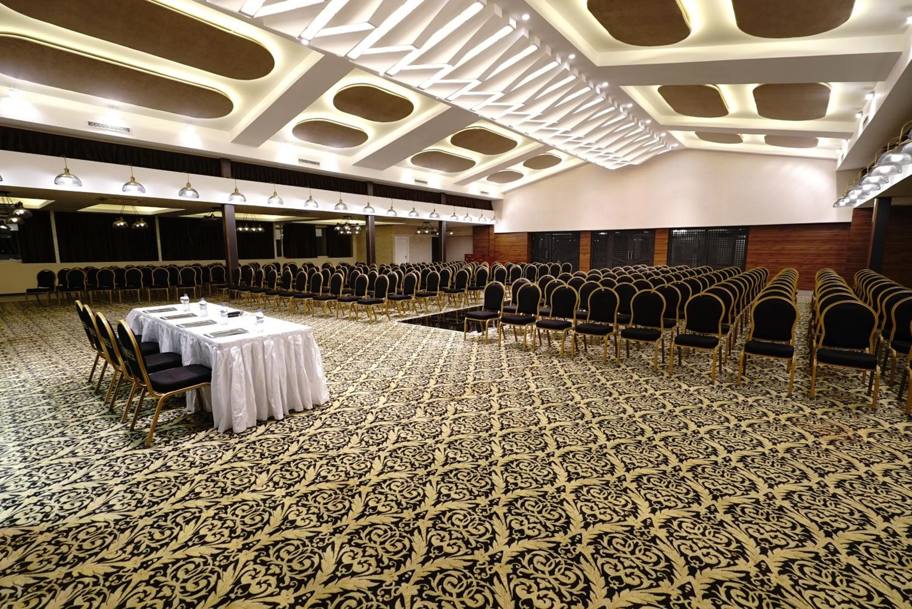 Business facilities in The Green Park Diyarbakir