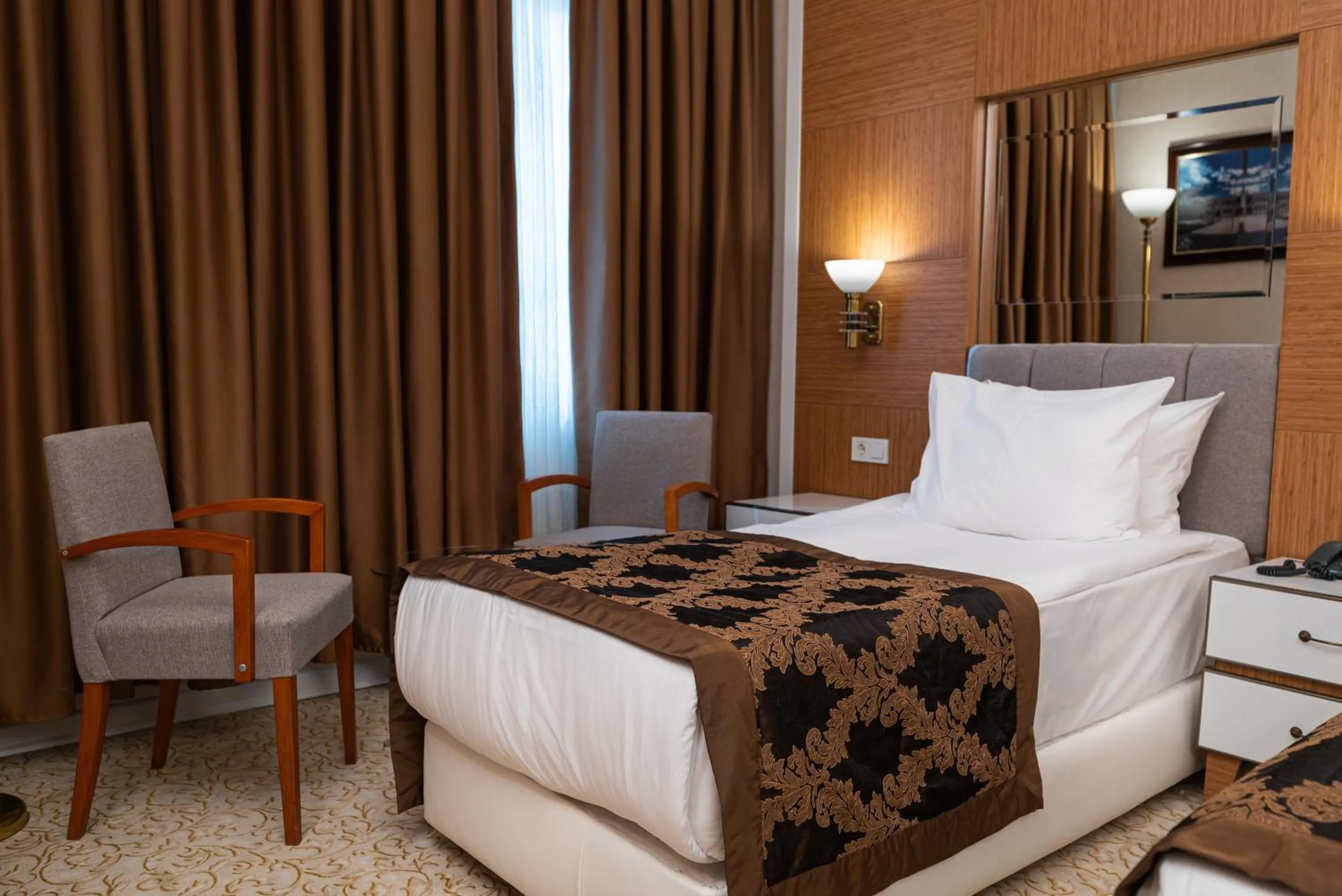 Bedroom, Bed in The Green Park Diyarbakir