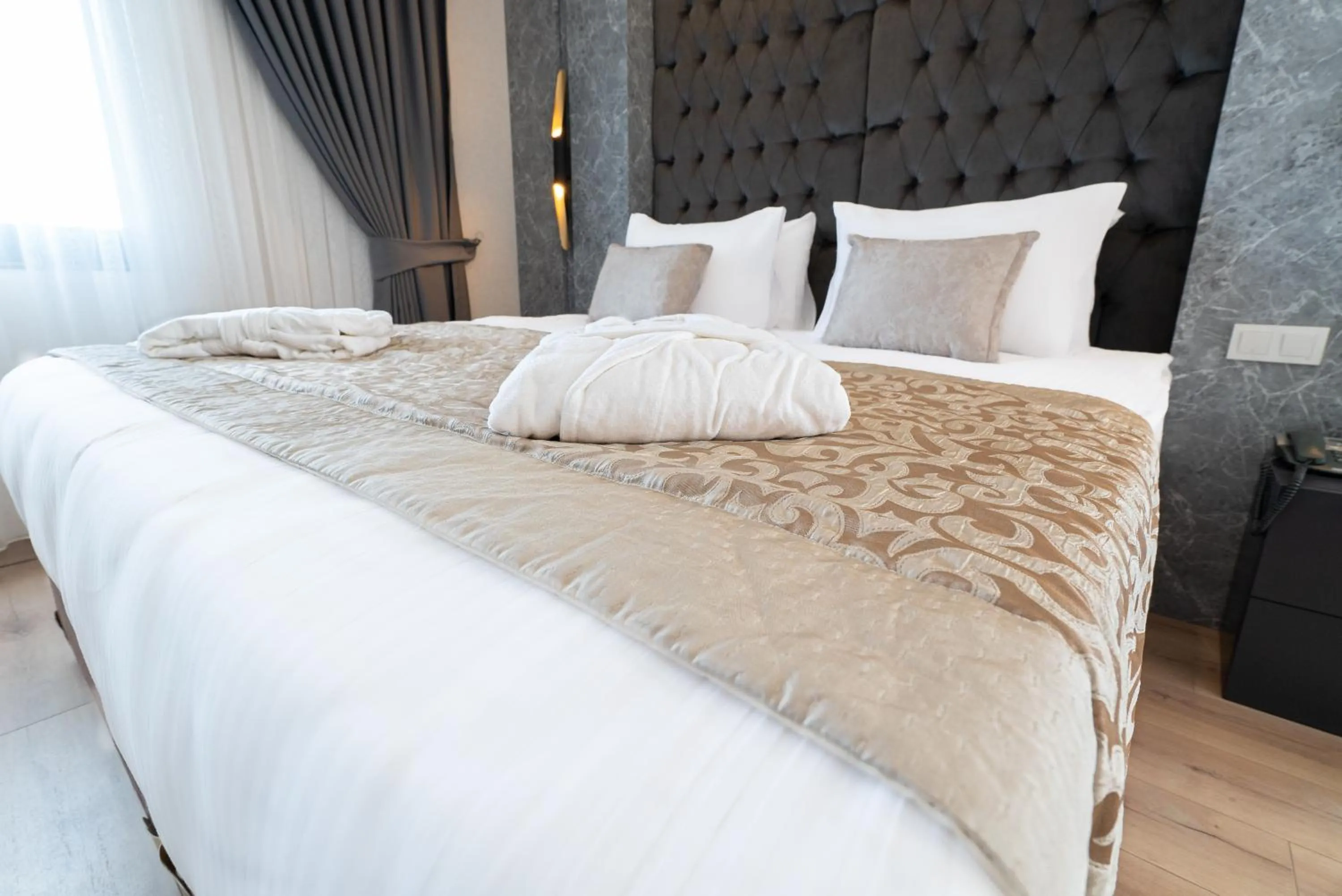 Bed in The Green Park Diyarbakir