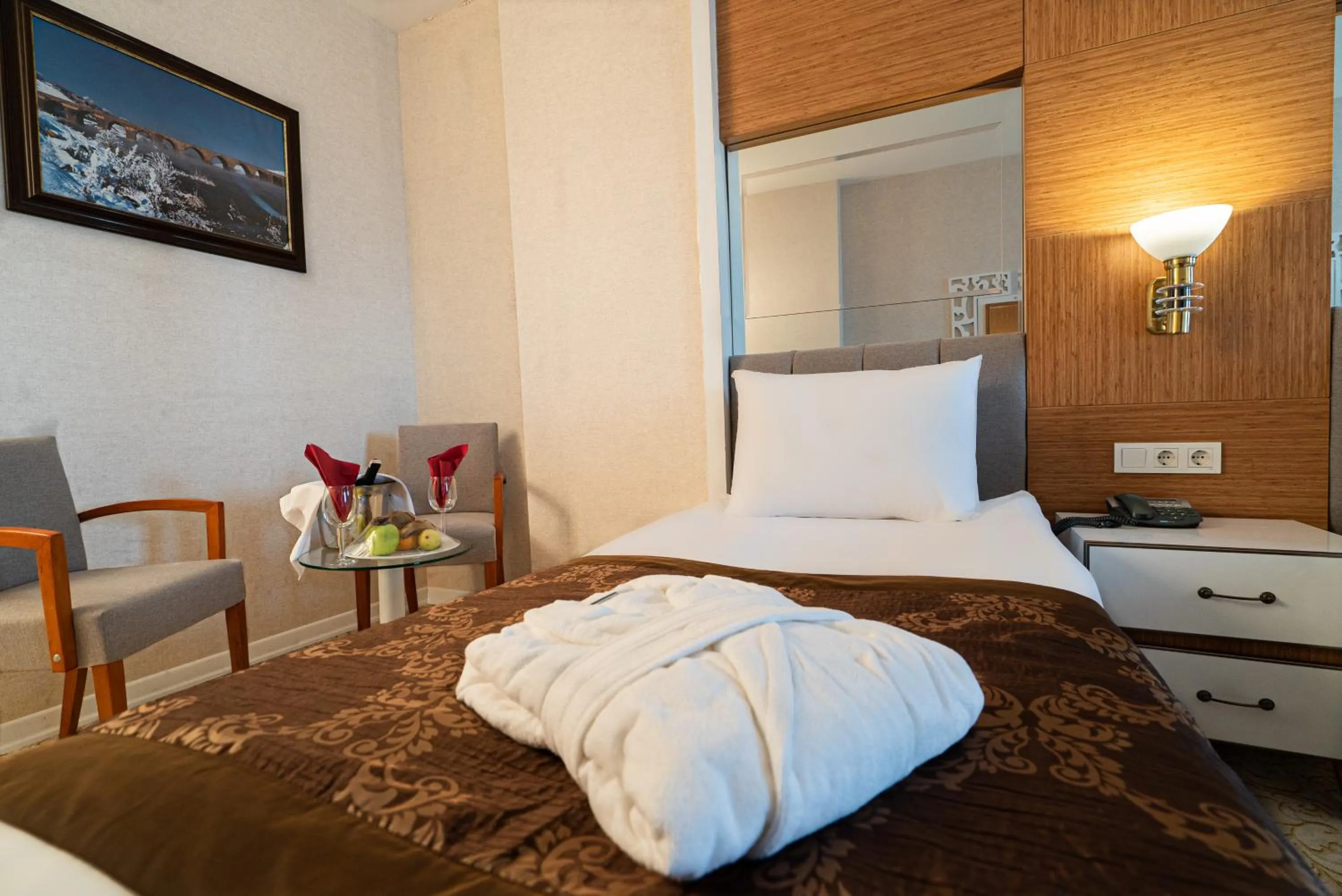 Bedroom, Bed in The Green Park Diyarbakir