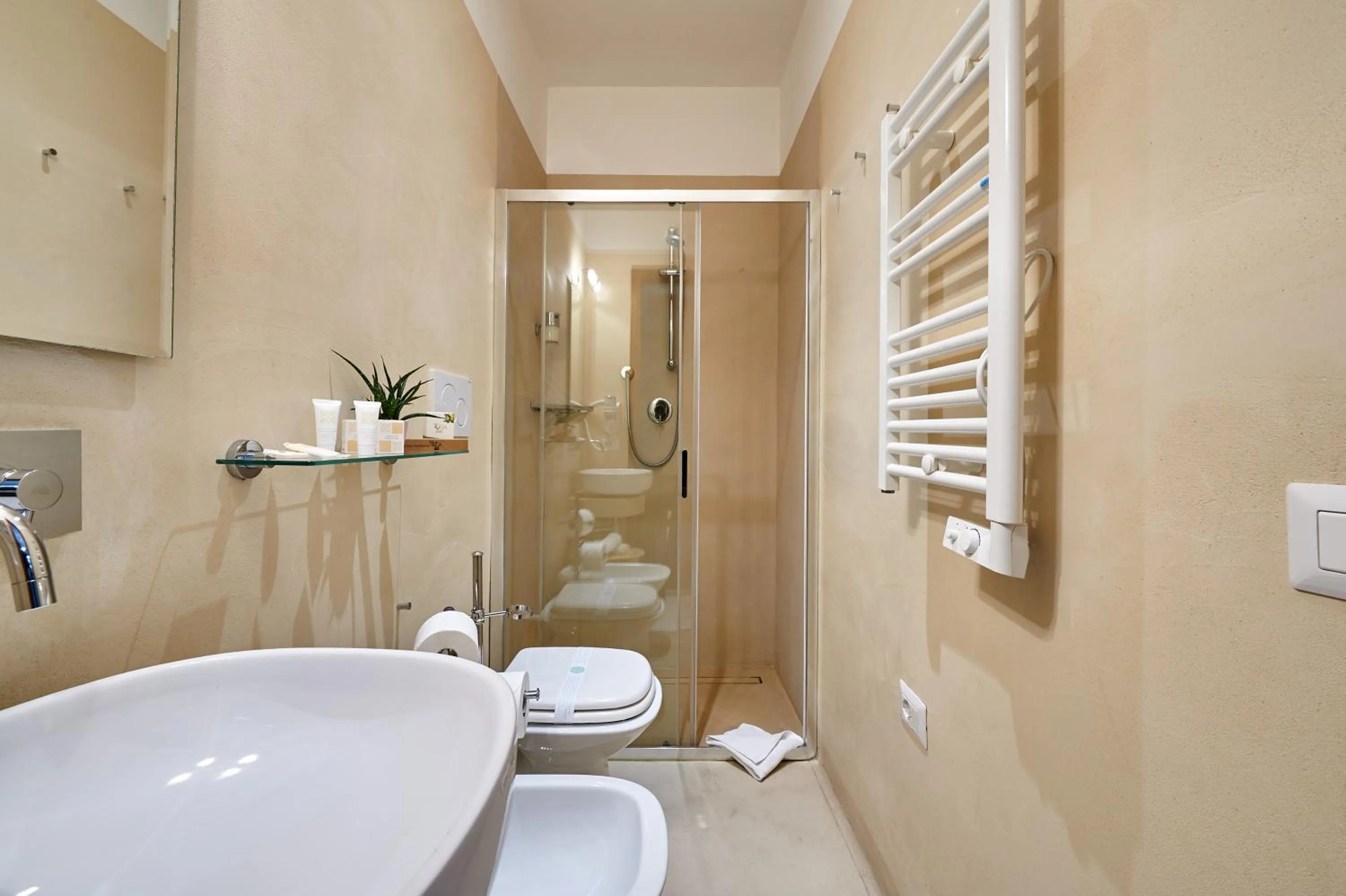 Bathroom in Fabrizio's Rooms