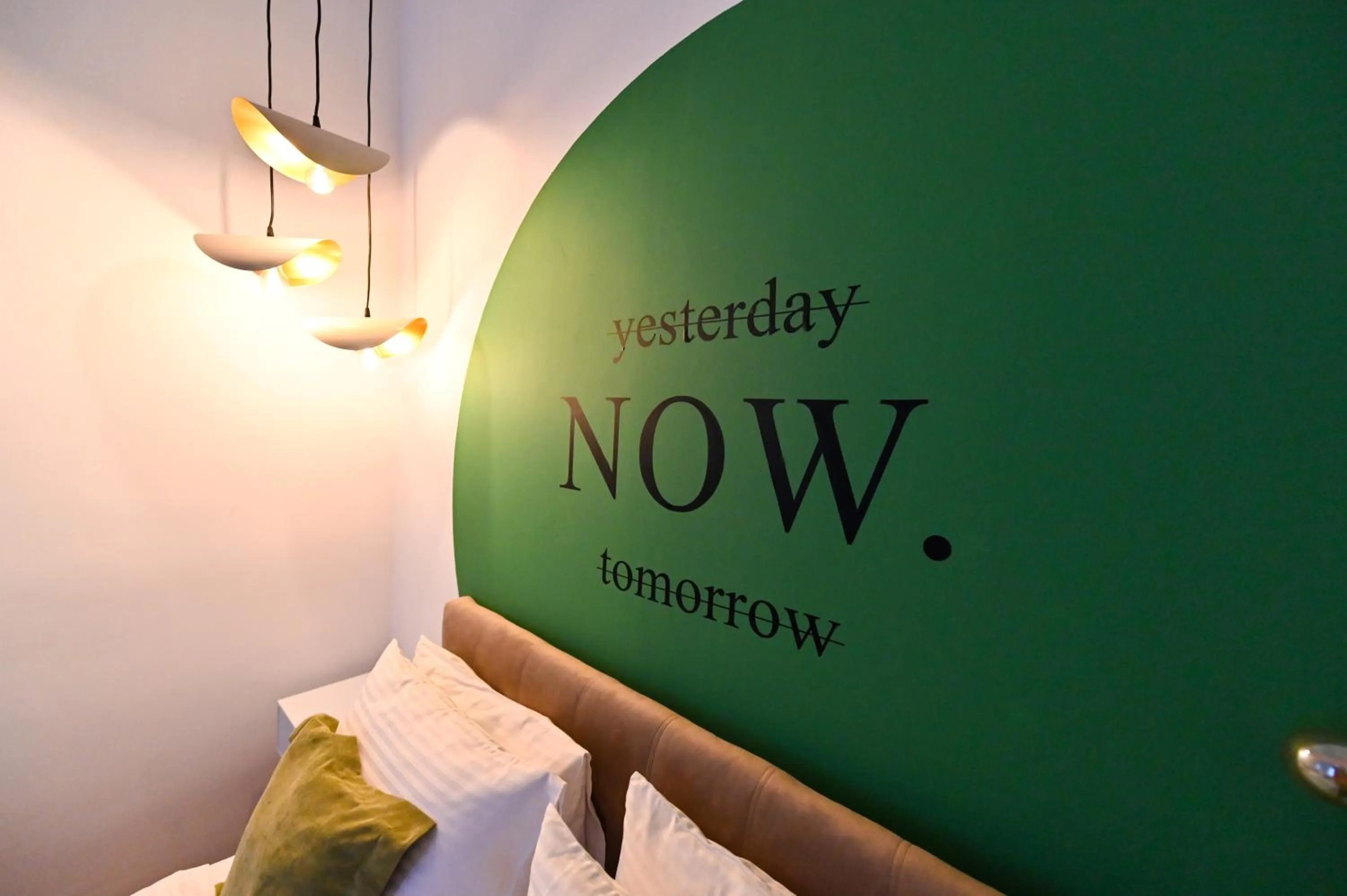 Bed in Althof Apartments