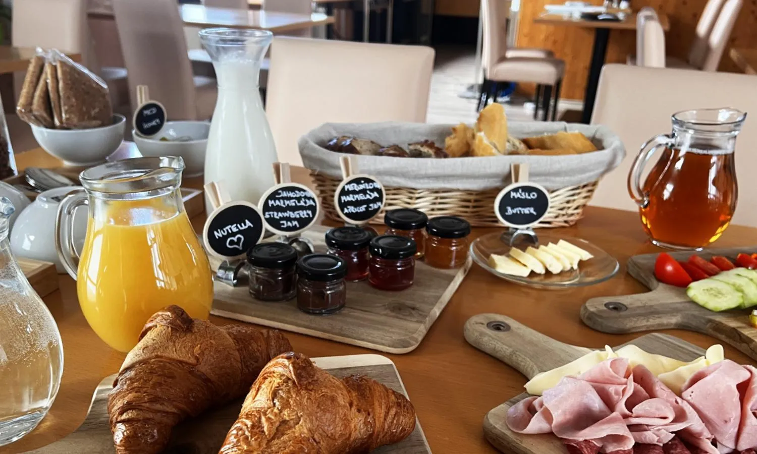 Breakfast in Hotel Žabčice