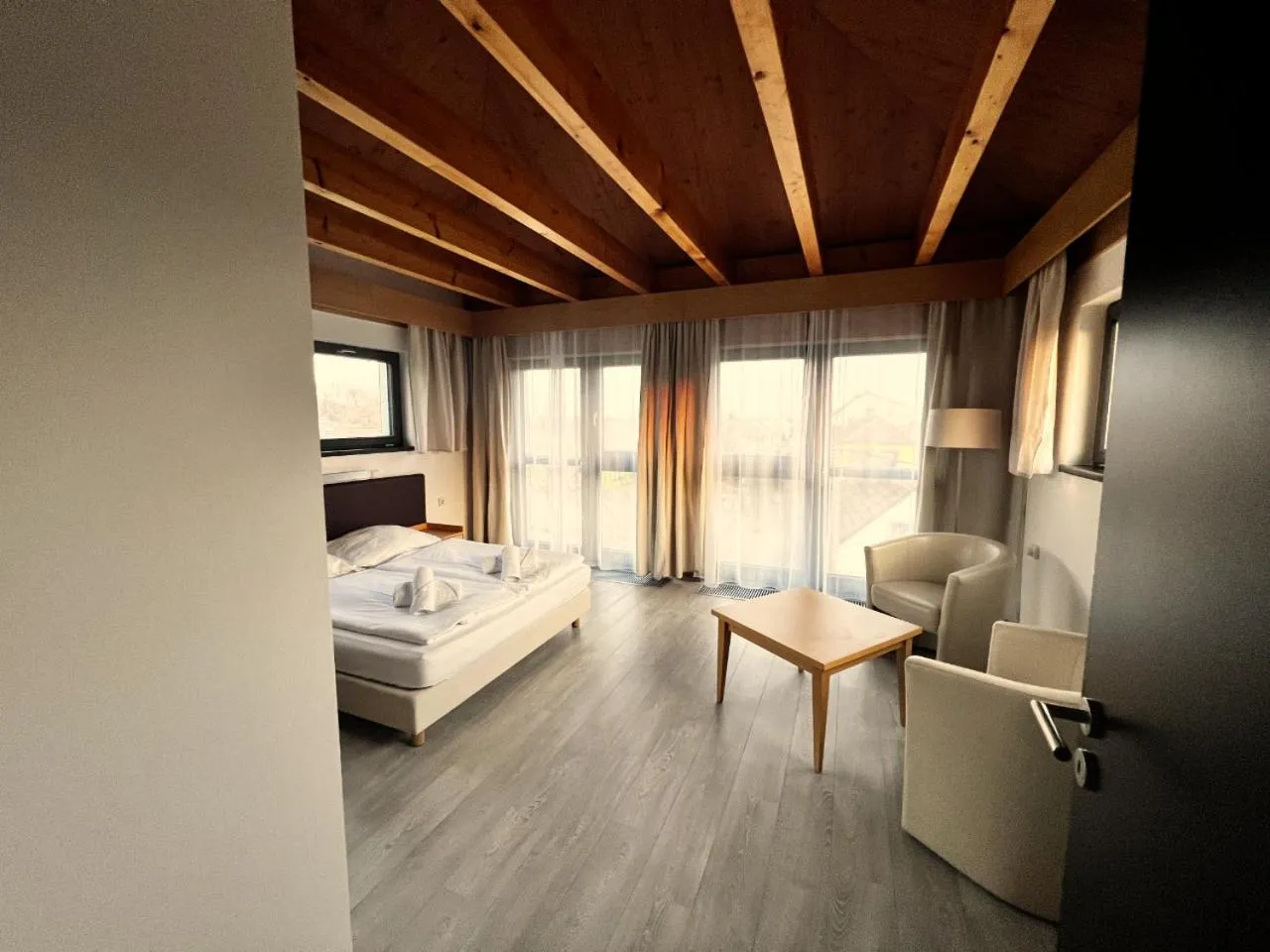 Seating area, Bed in Hotel Žabčice