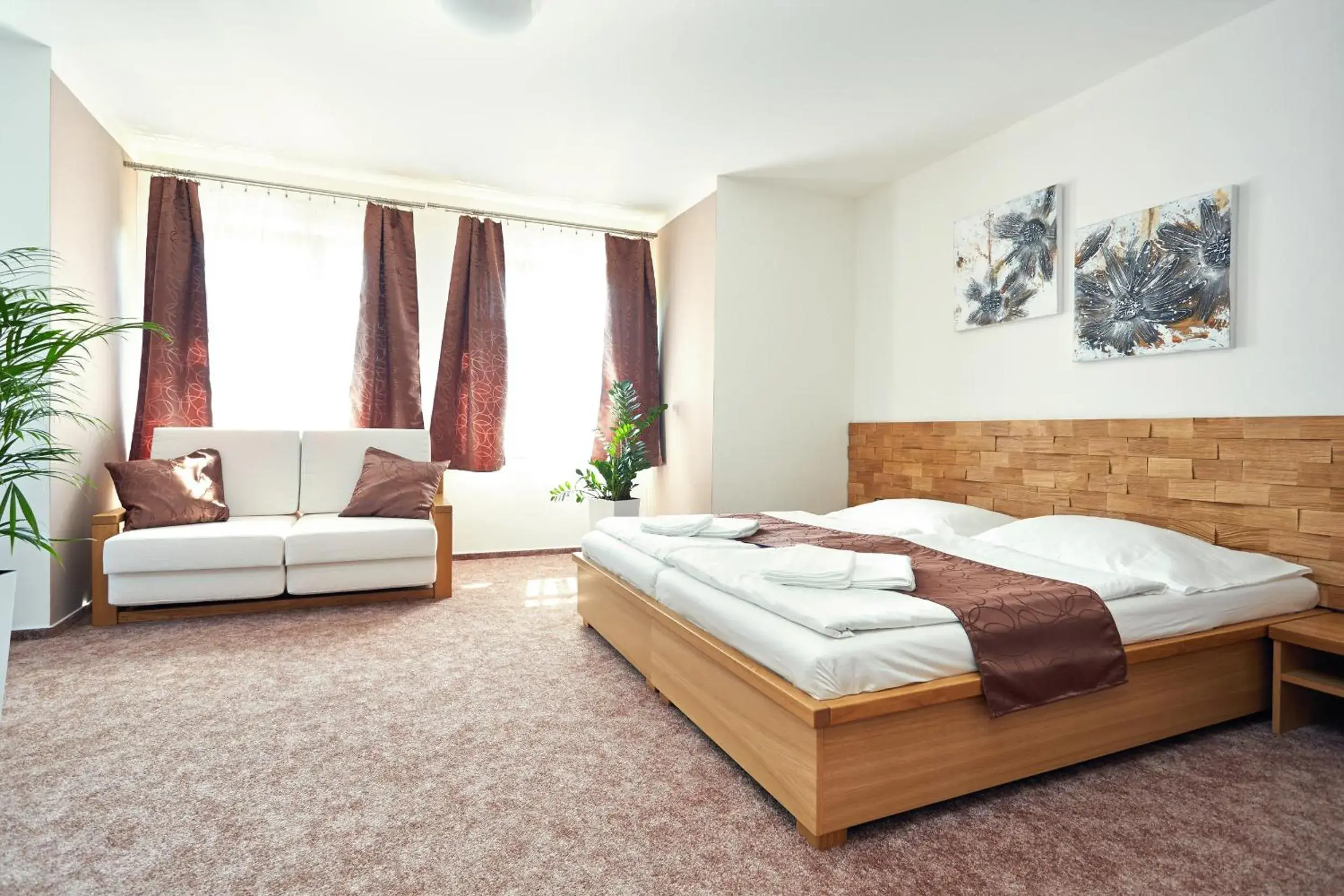 Suite - single occupancy in Vila Encore Suite - single occupancy in Vila Encore