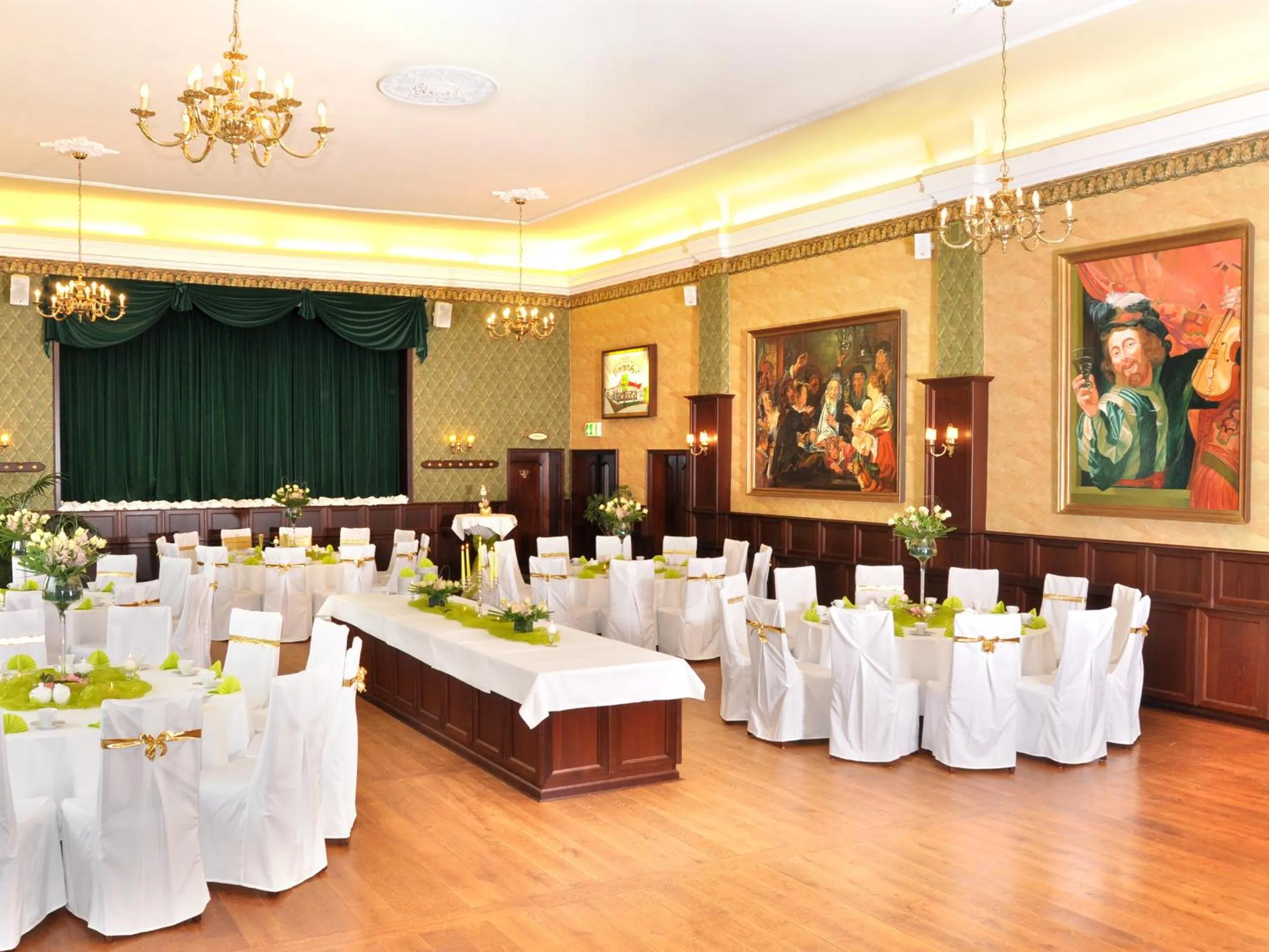 Food and drinks in Hotel Linther Hof