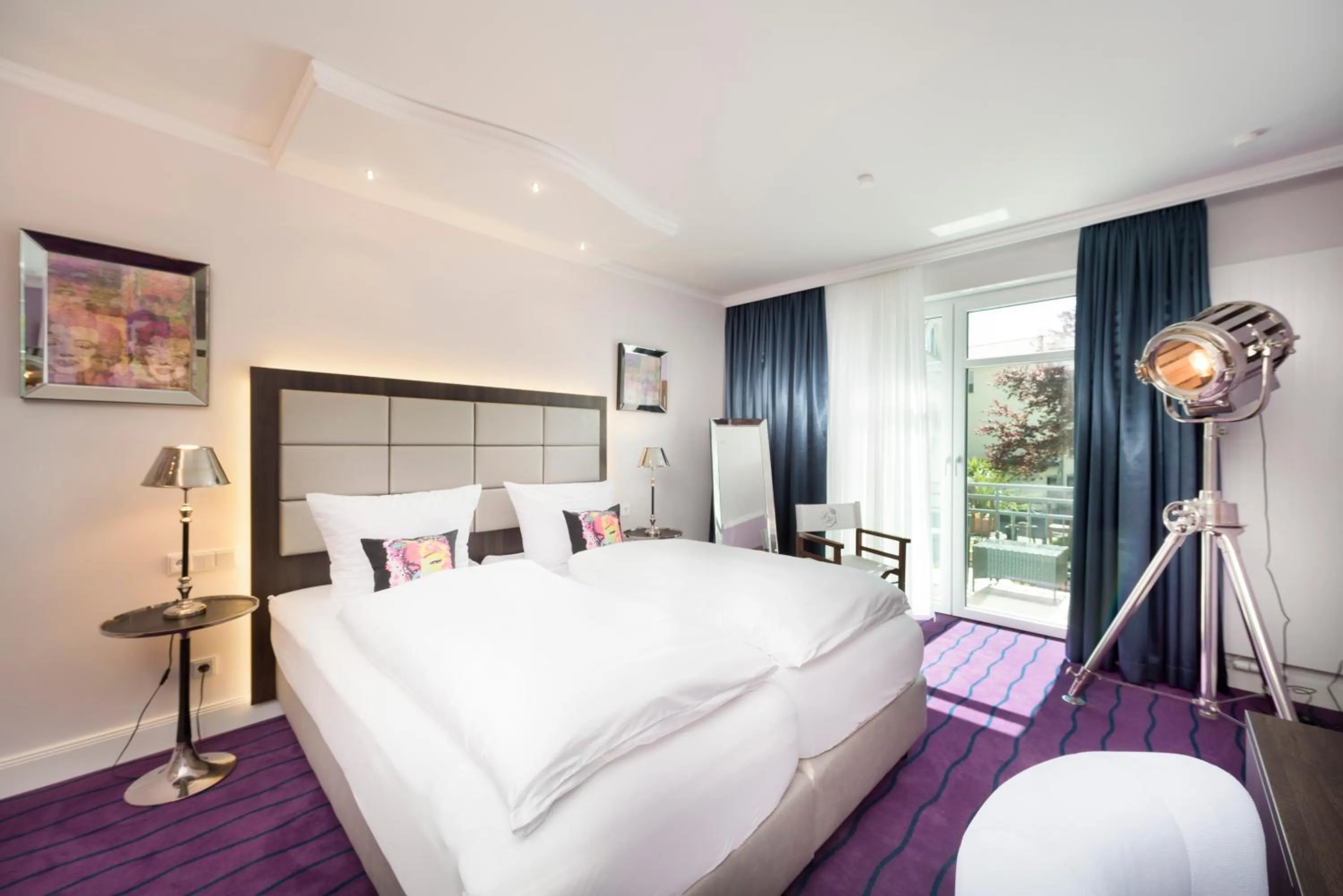 Photo of the whole room, Bed in Hotel Linther Hof