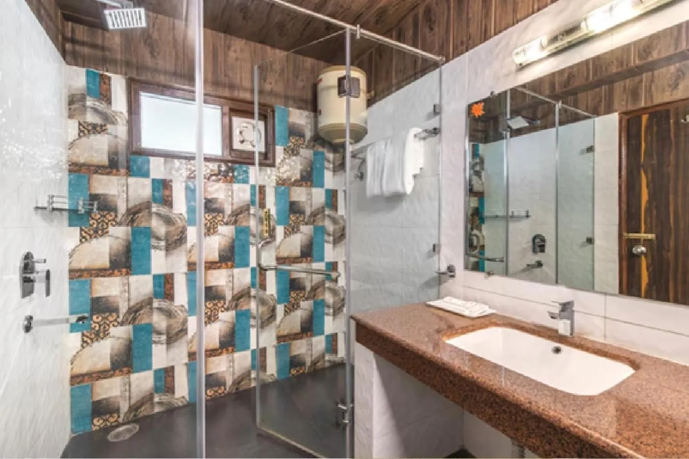 Bathroom in Maple Resort Chail