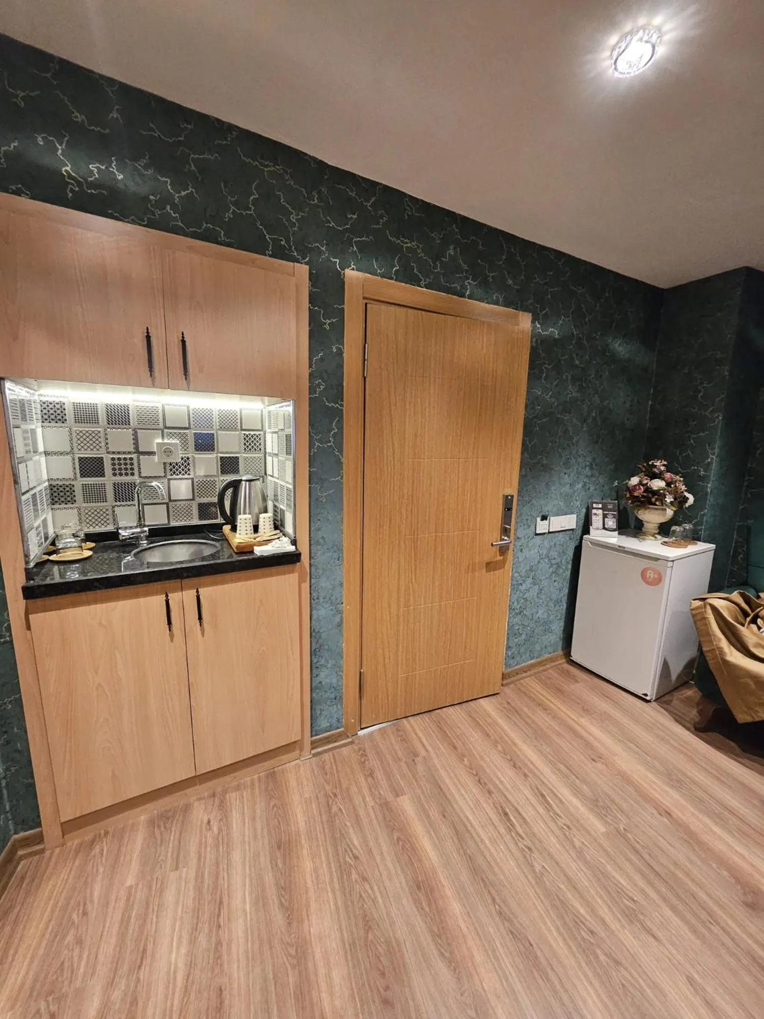 Family in The Hotel Devman