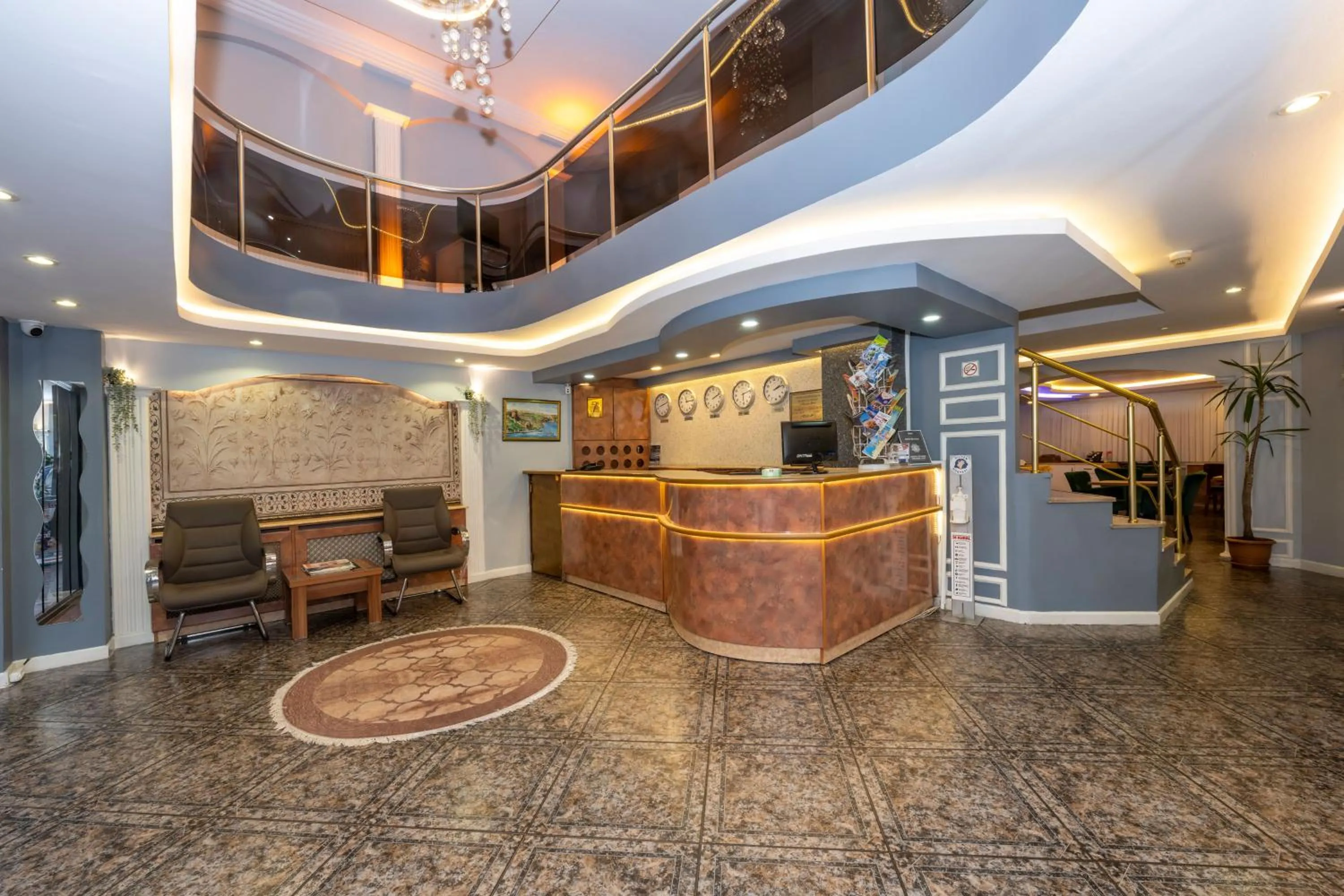 Lobby or reception in Hotel Devman