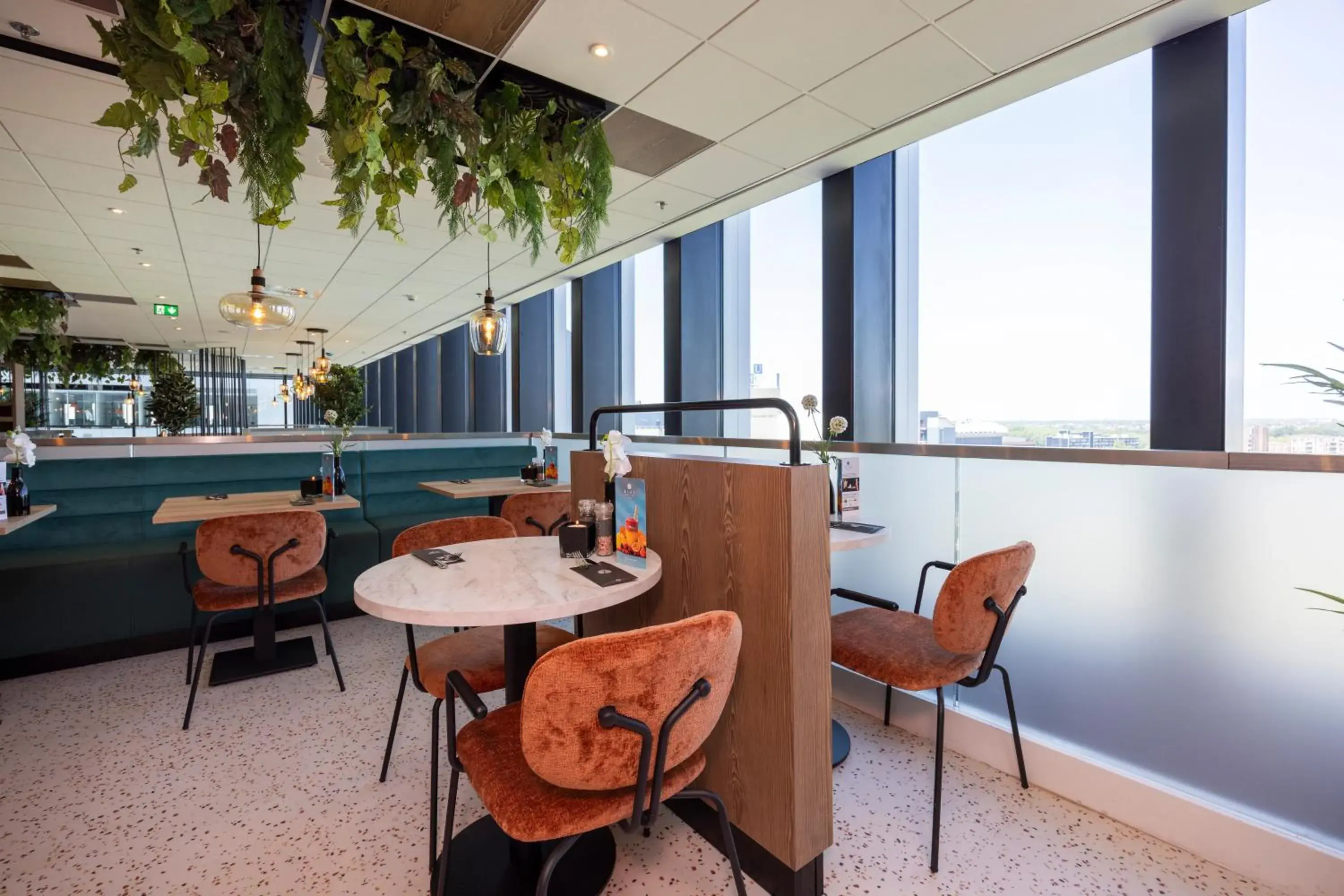 Restaurant/places to eat in Fletcher Wellness-Hotel Leiden Restaurant/places to eat in Fletcher Wellness-Hotel Leiden