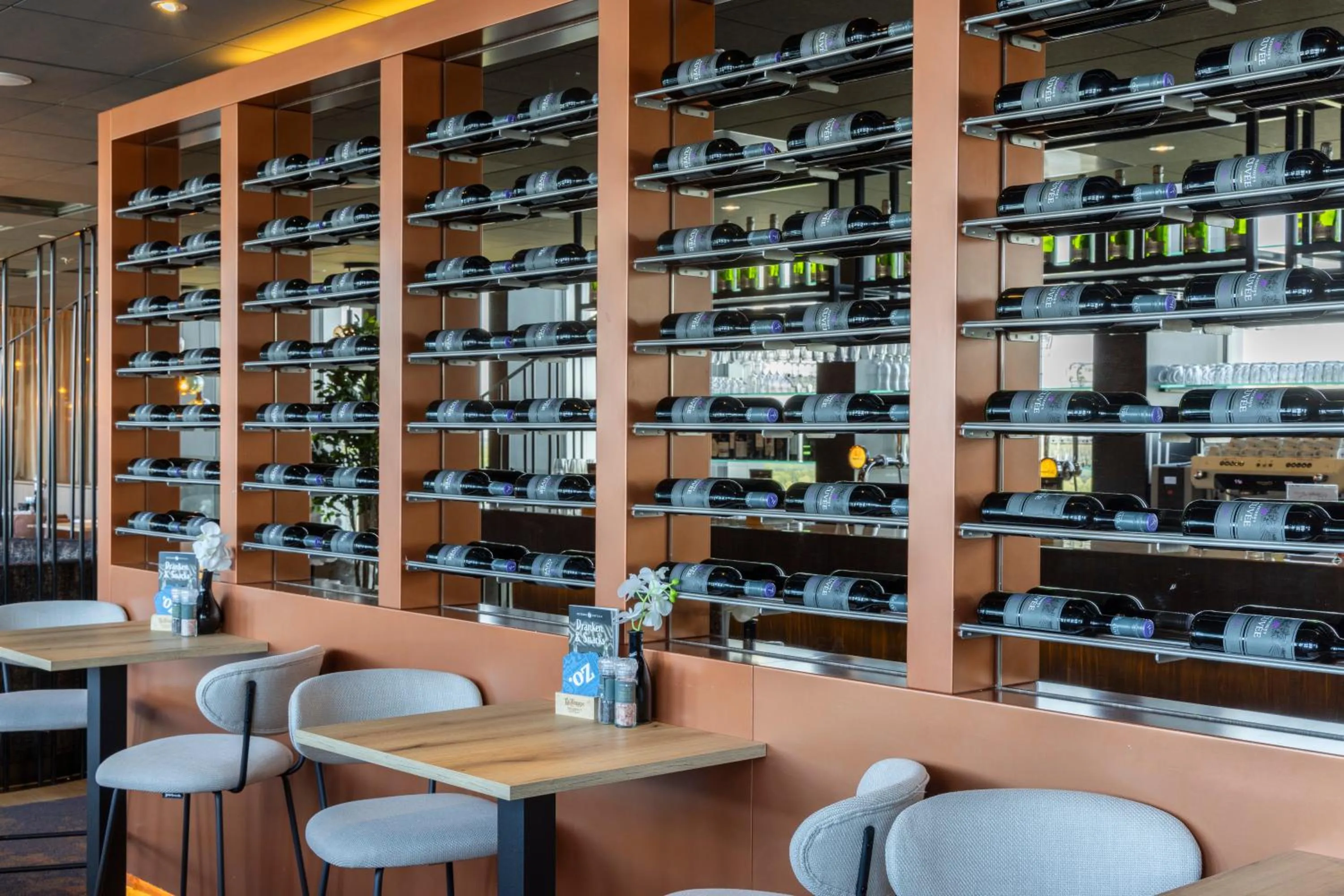 Lounge or bar in Fletcher Wellness-Hotel Leiden