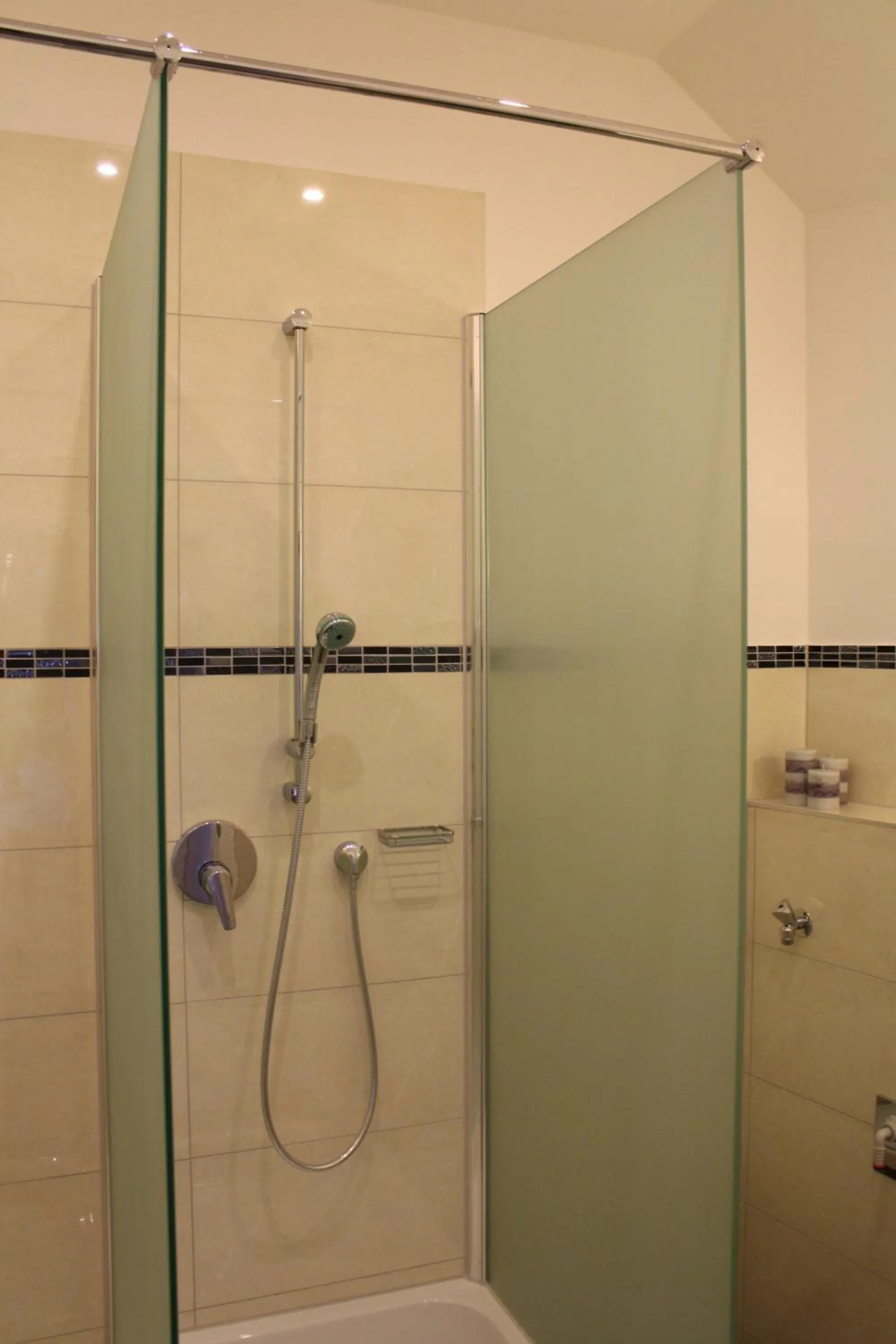 Shower in Slamba Hostel