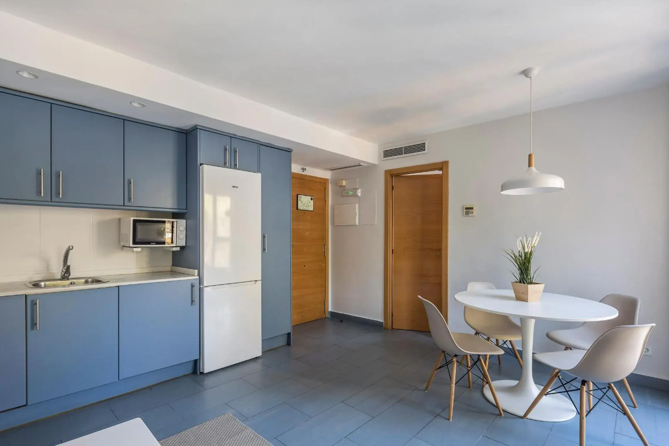 Kitchen or kitchenette in Mon Suites Carmen Kitchen or kitchenette in Mon Suites Carmen