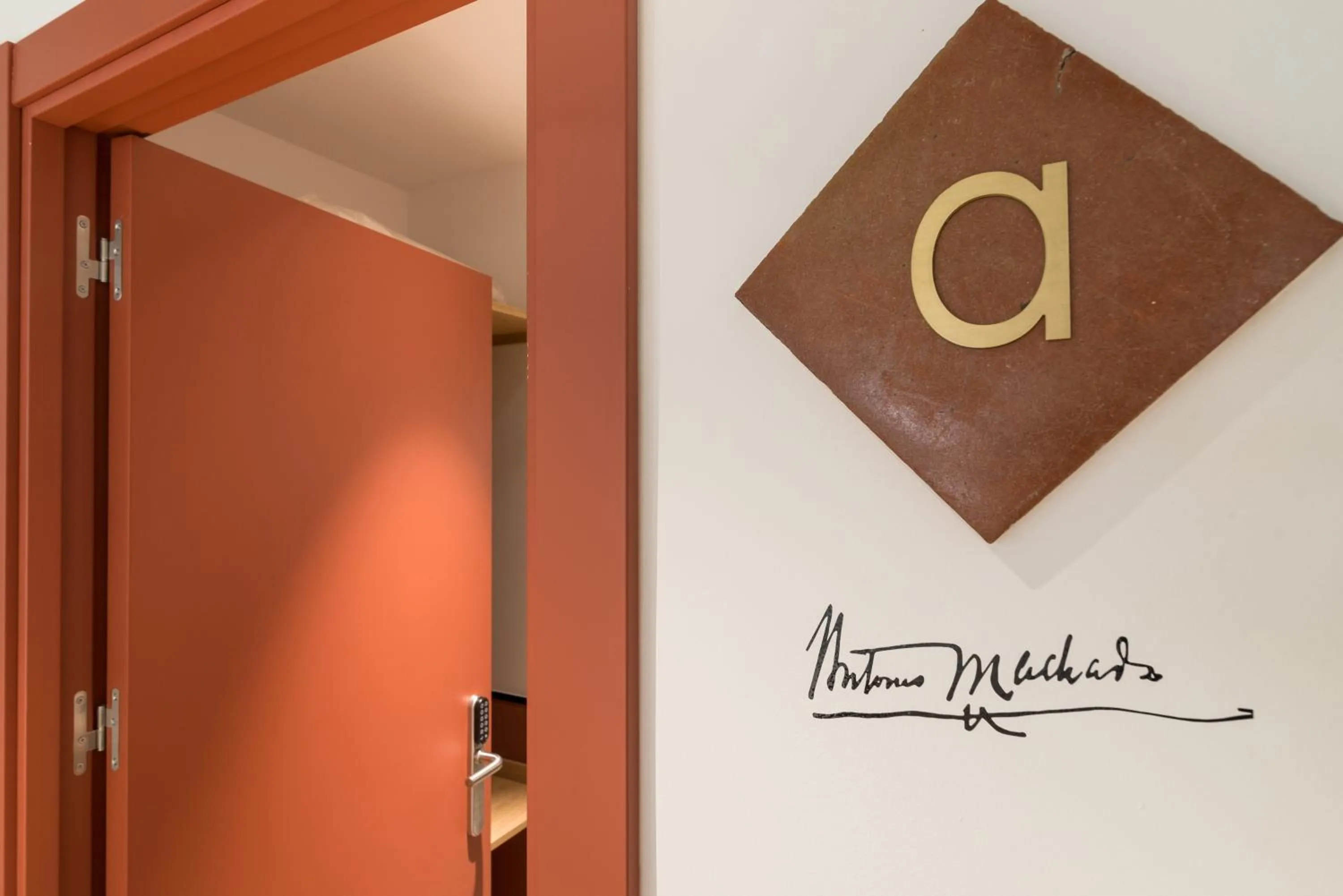 Decorative detail in Cálamo Guesthouse