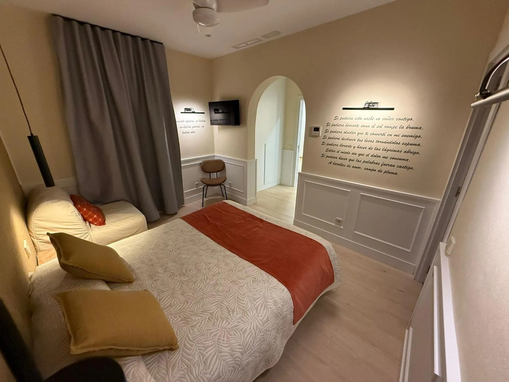 Photo of the whole room, Bed in Cálamo Guesthouse