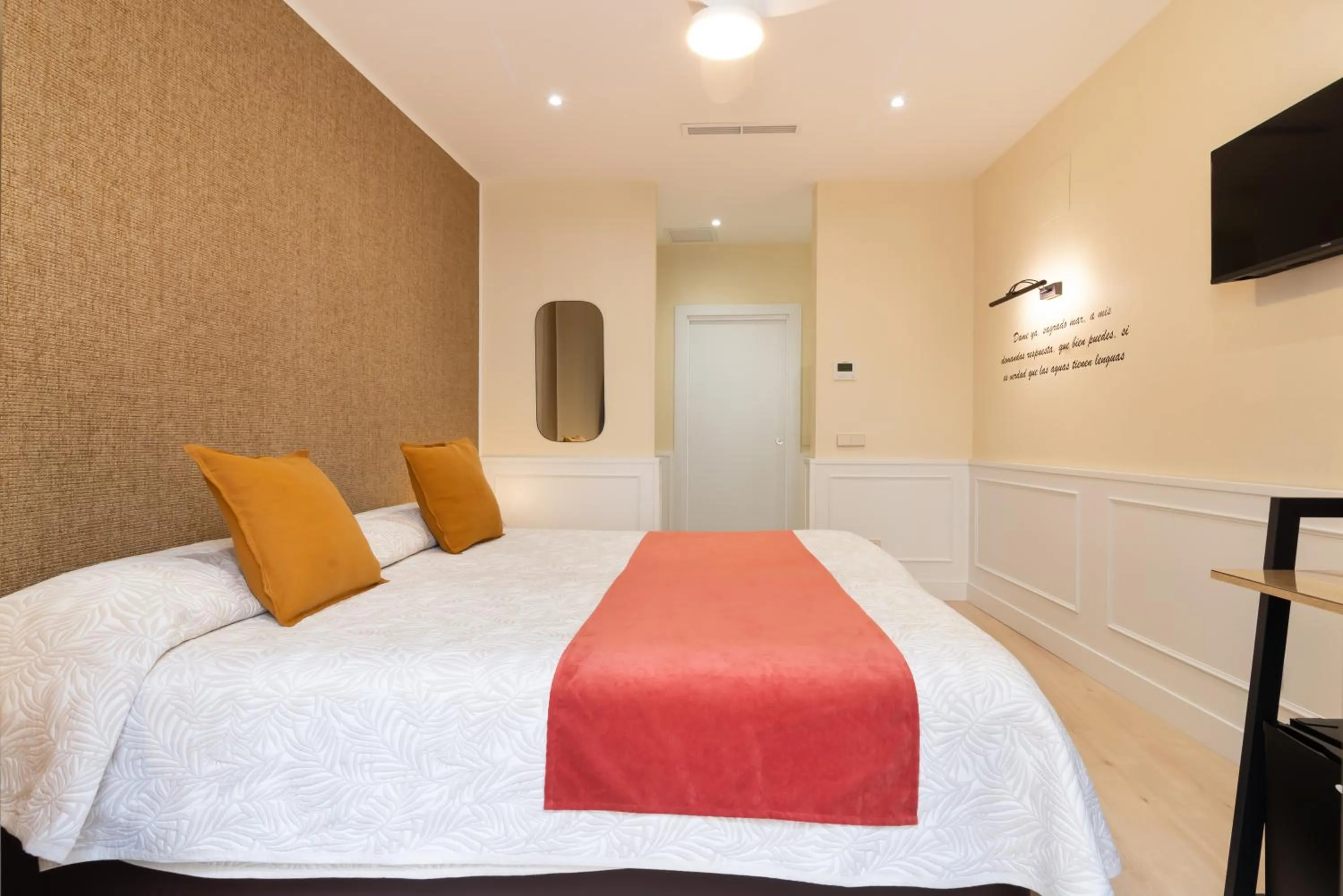 Bedroom, Bed in Cálamo Guesthouse