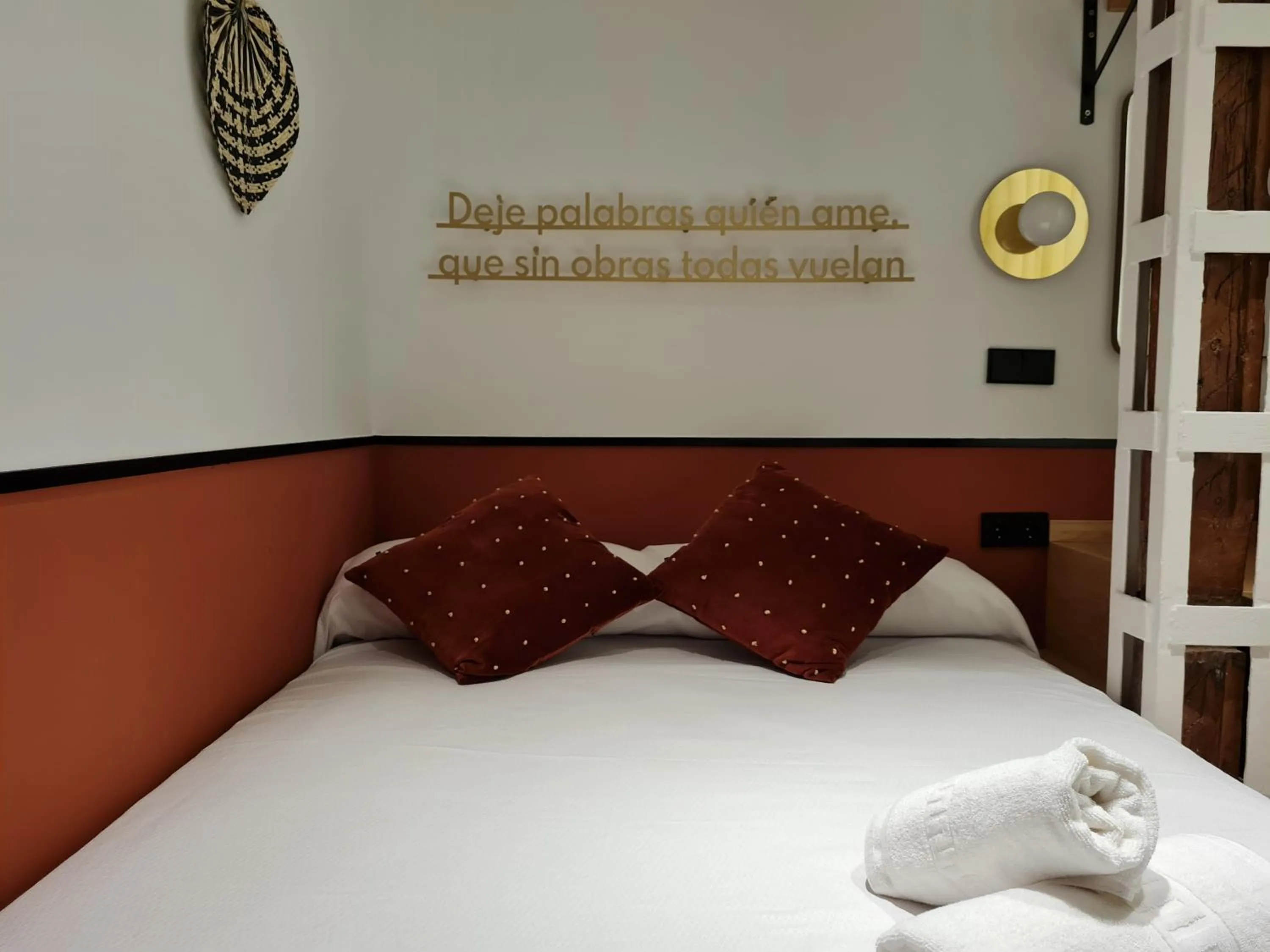 Photo of the whole room, Bed in Cálamo Guesthouse