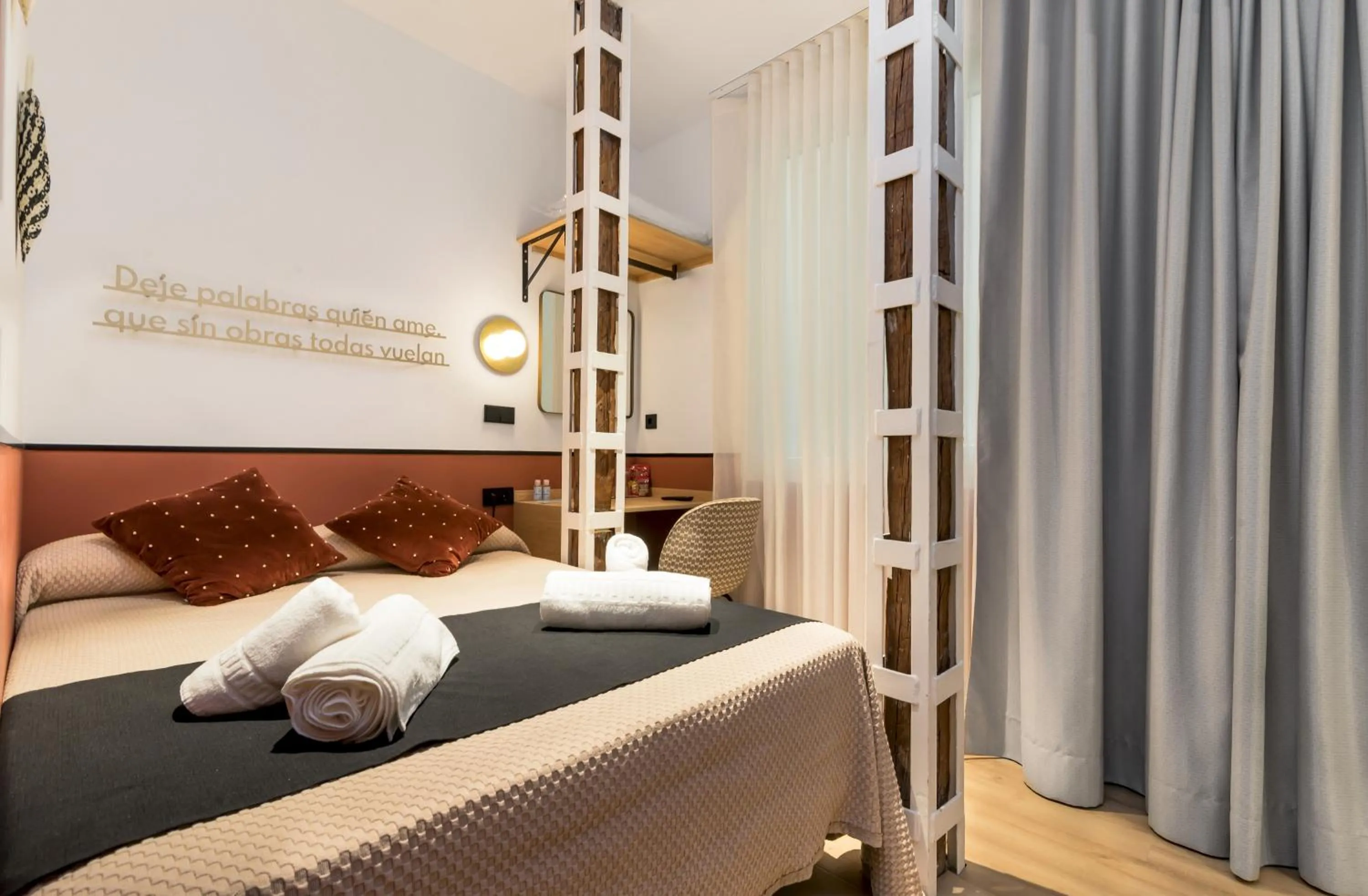 Photo of the whole room, Bed in Cálamo Guesthouse