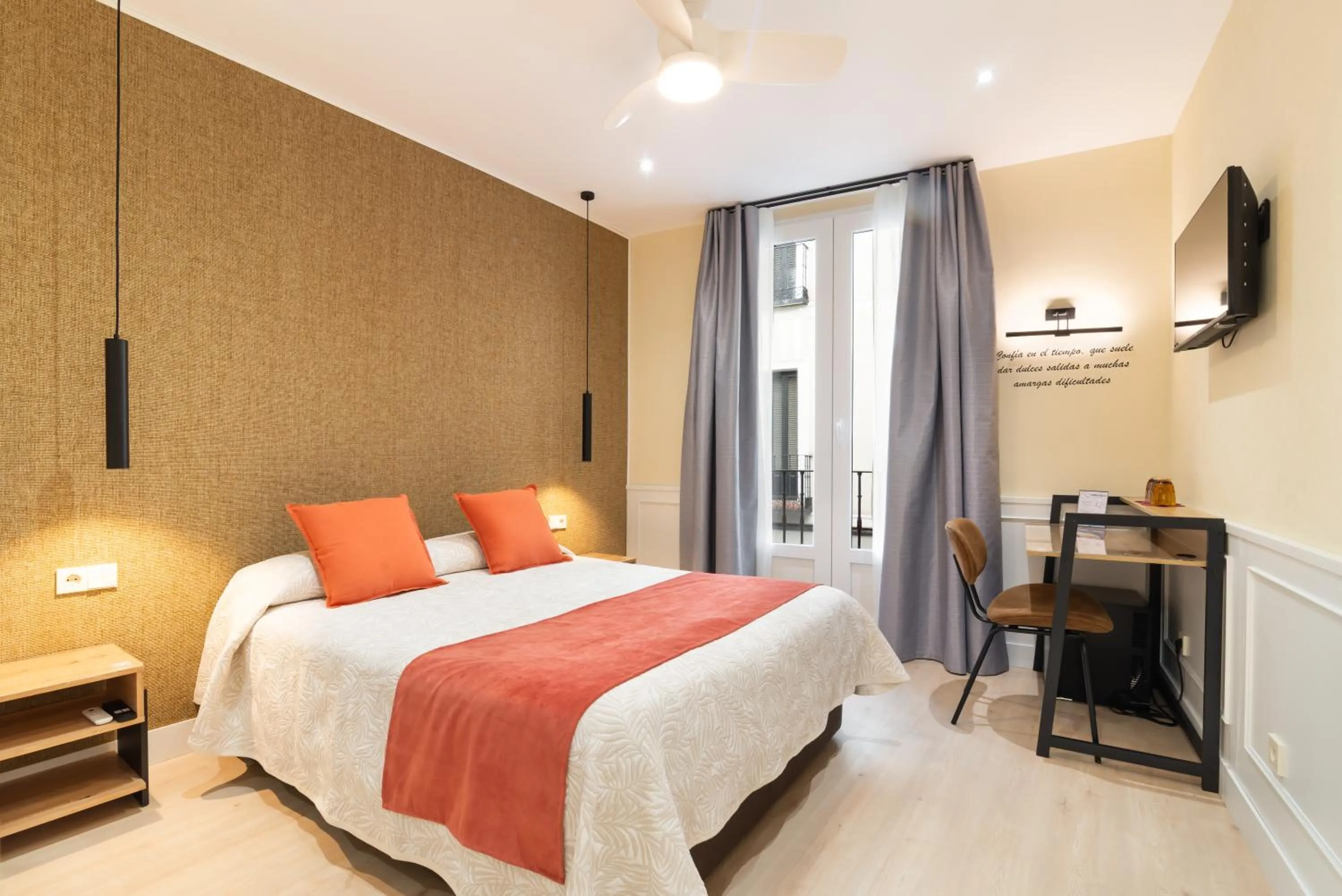 Photo of the whole room, Bed in Cálamo Guesthouse