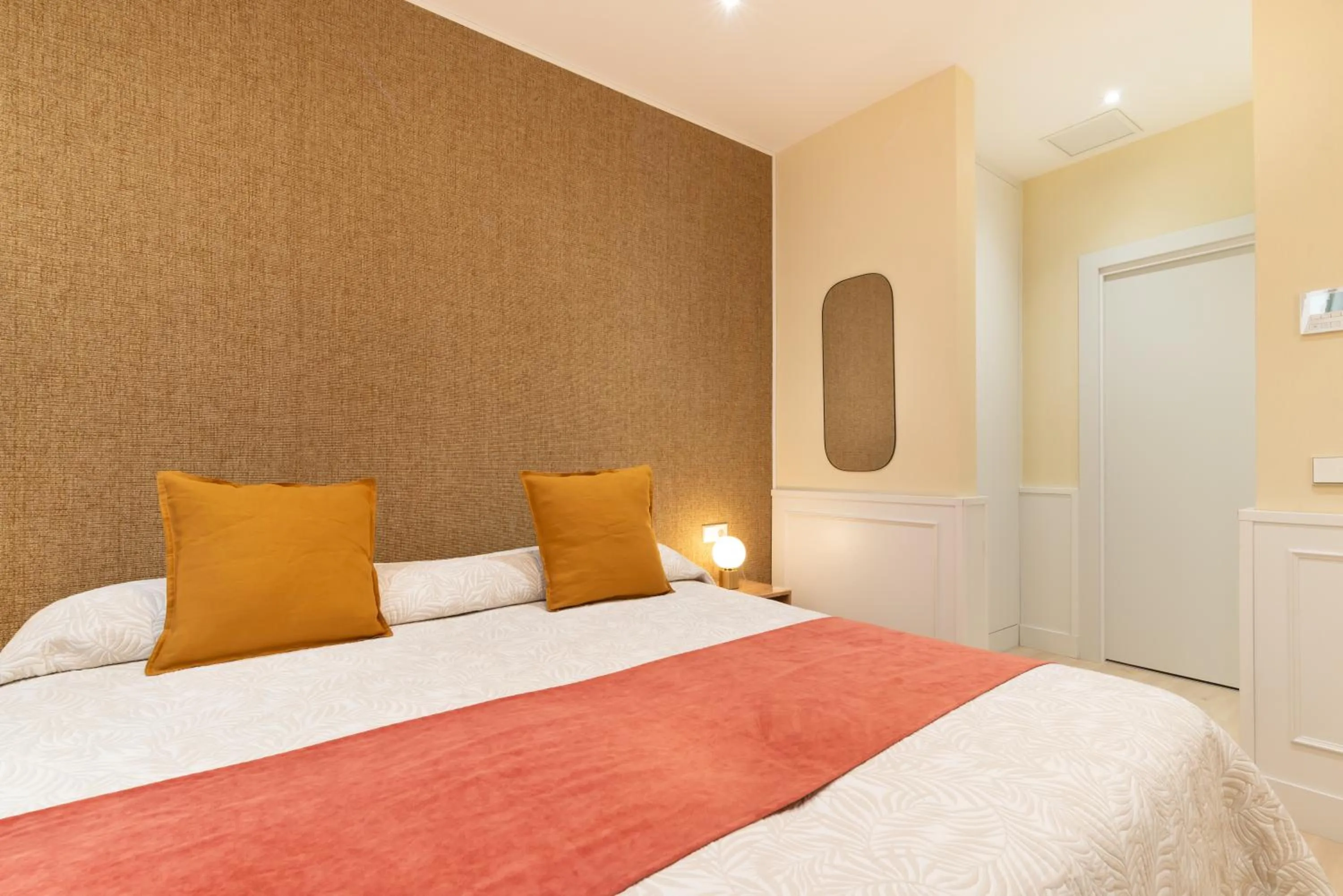 Photo of the whole room, Bed in Cálamo Guesthouse