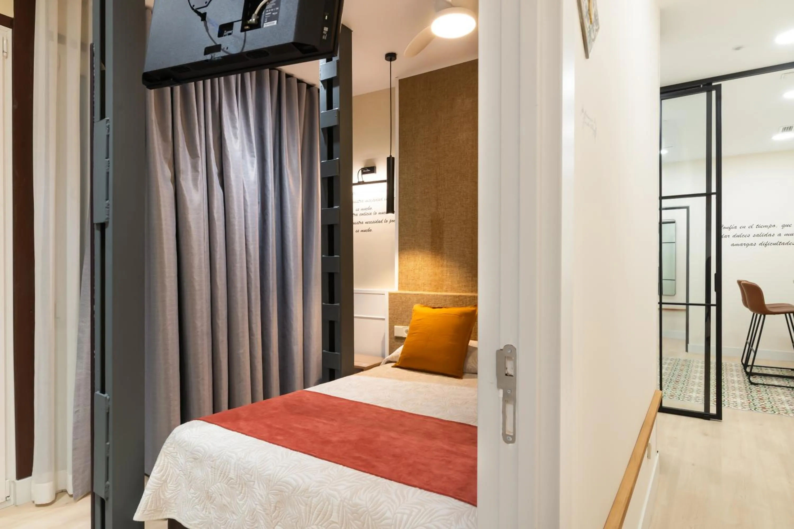 Photo of the whole room, Bed in Cálamo Guesthouse