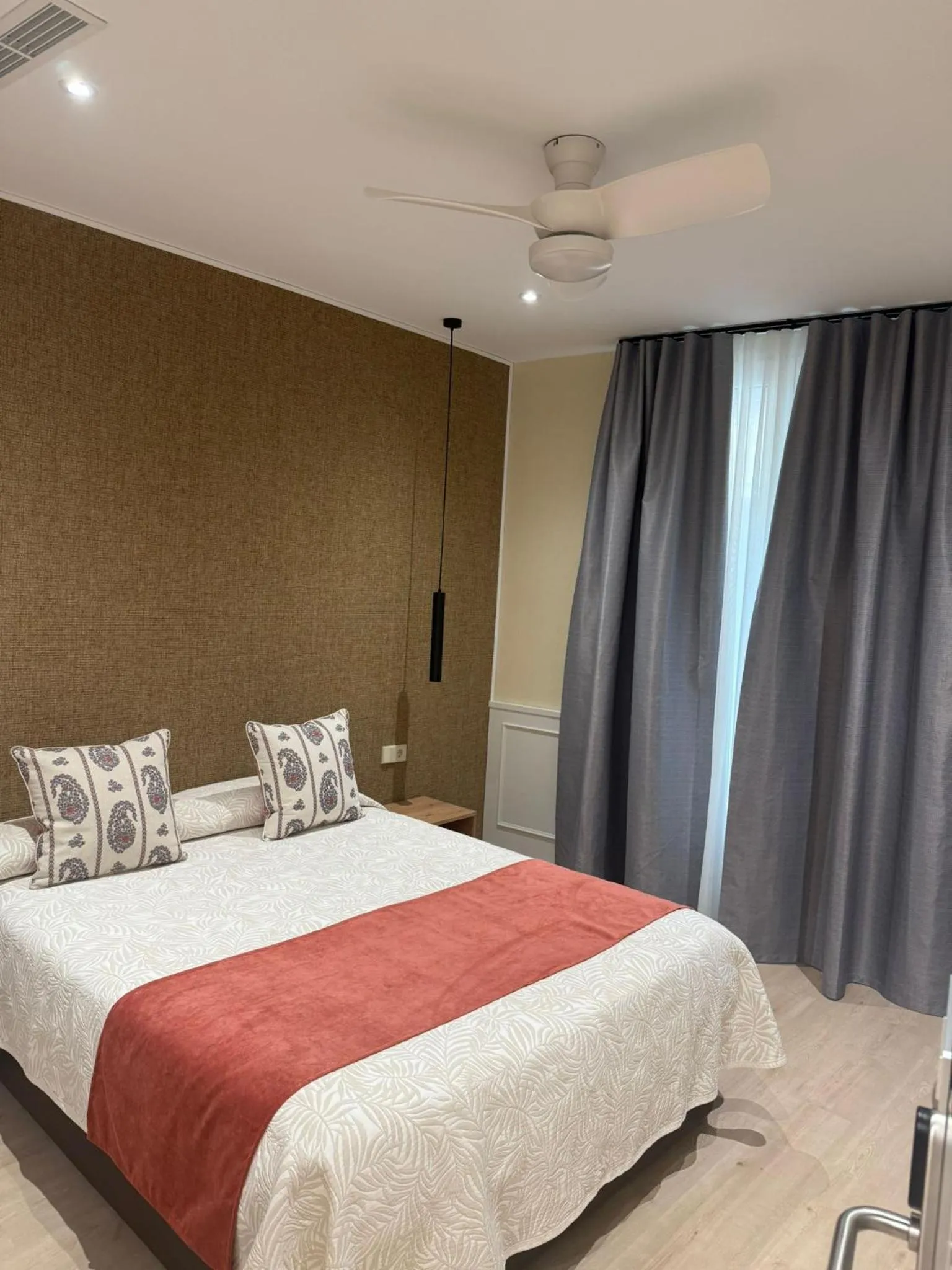 Photo of the whole room, Bed in Cálamo Guesthouse