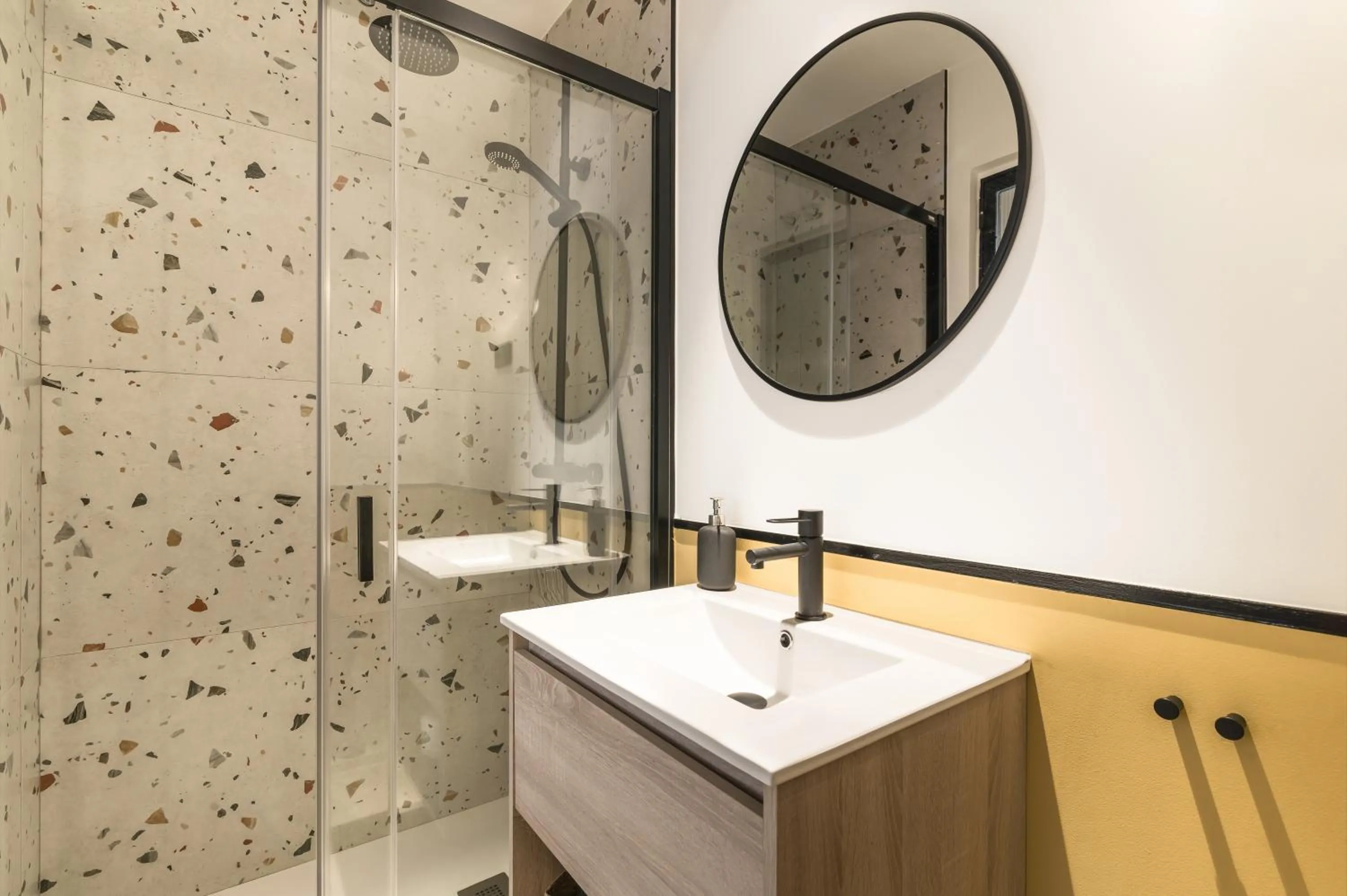 Photo of the whole room in Cálamo Guesthouse