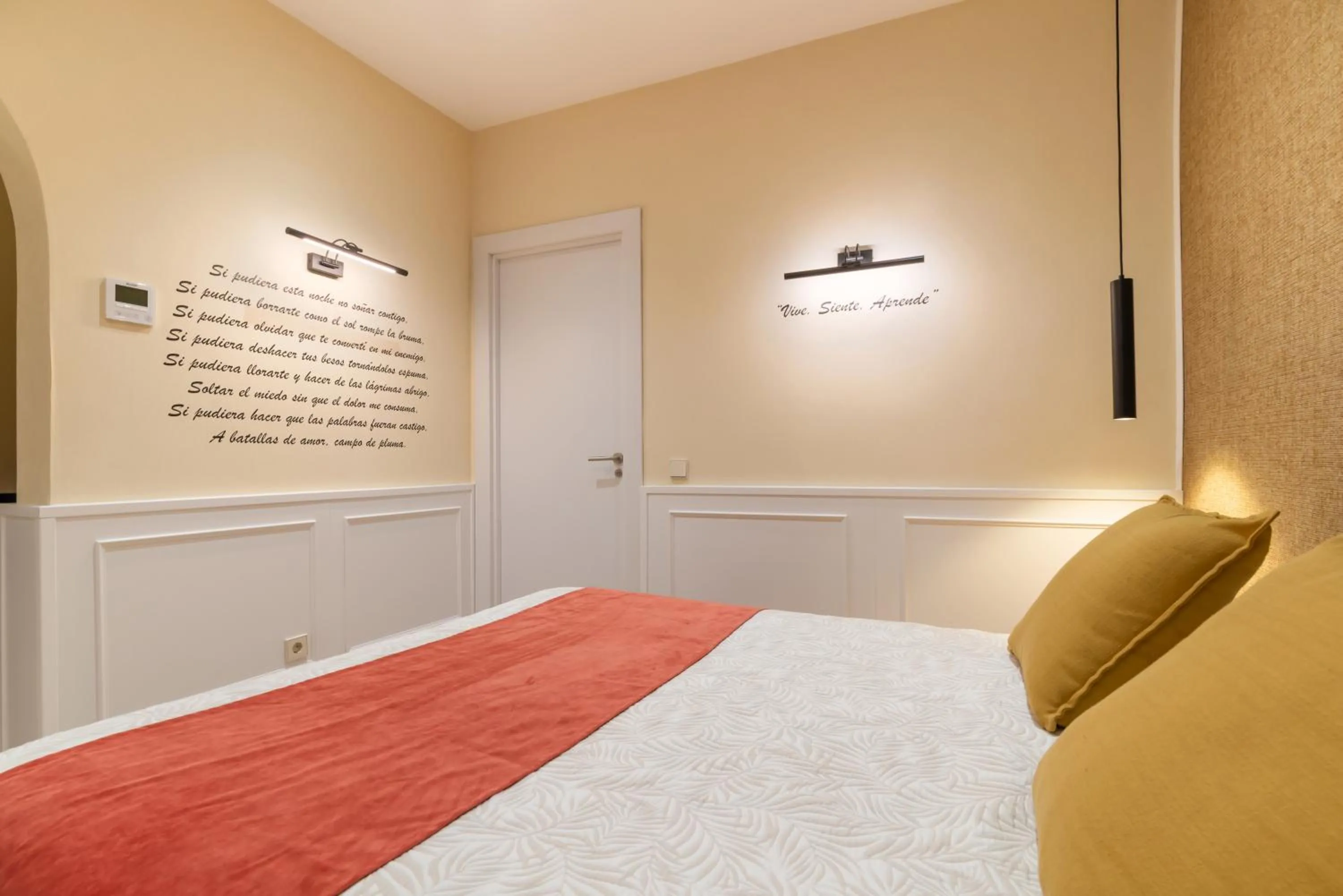 Photo of the whole room, Bed in Cálamo Guesthouse