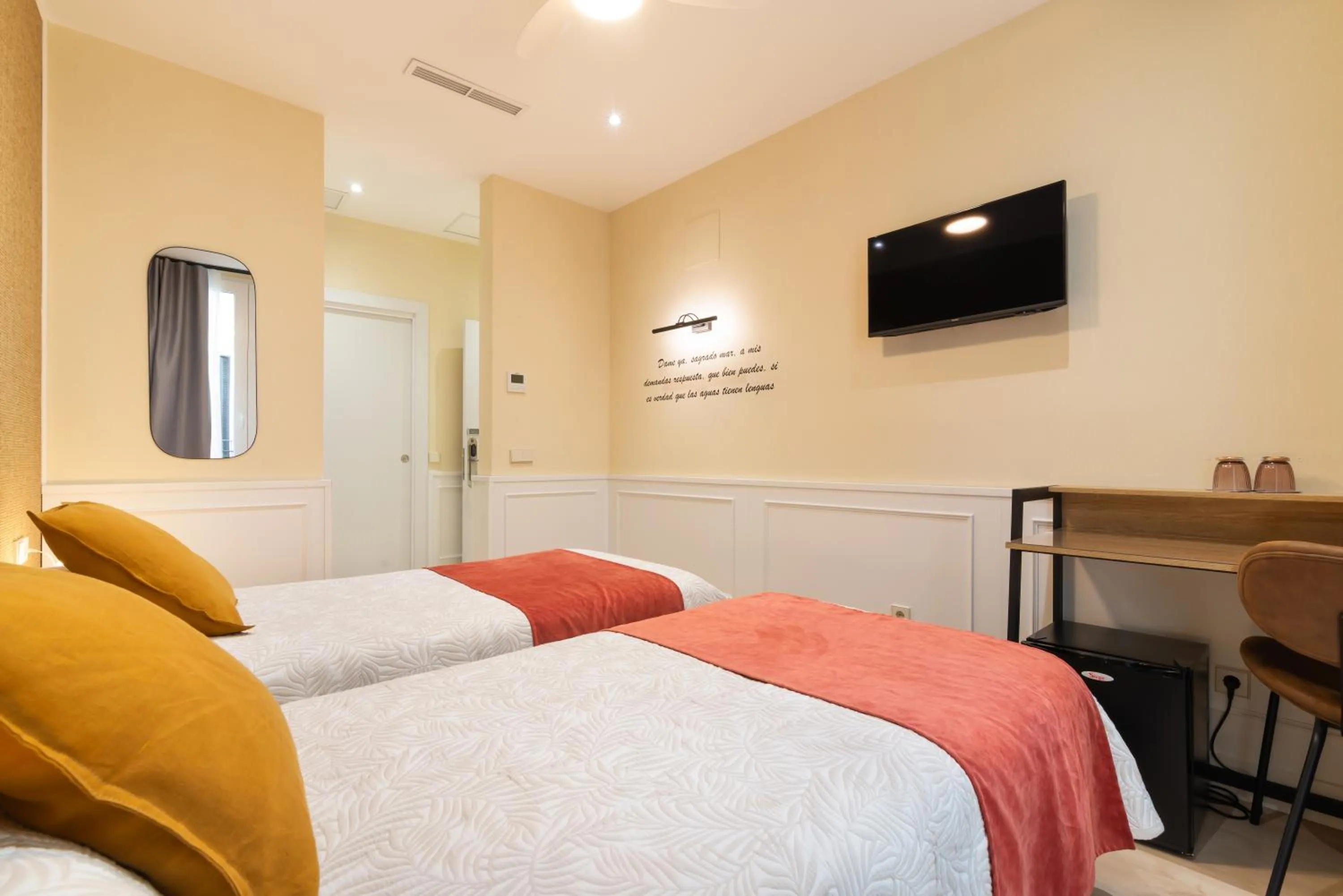 Bedroom, Bed in Cálamo Guesthouse