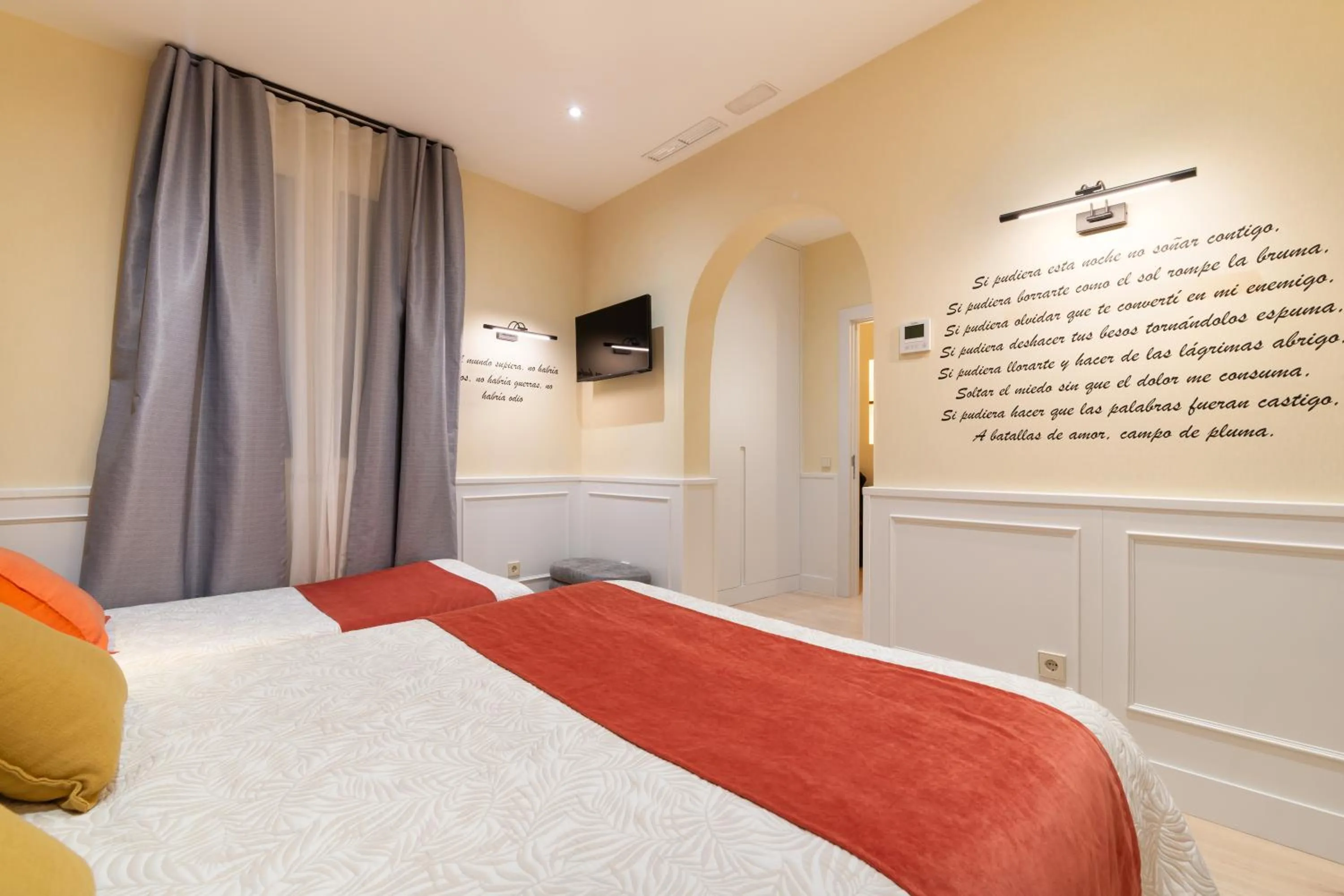 Photo of the whole room, Bed in Cálamo Guesthouse