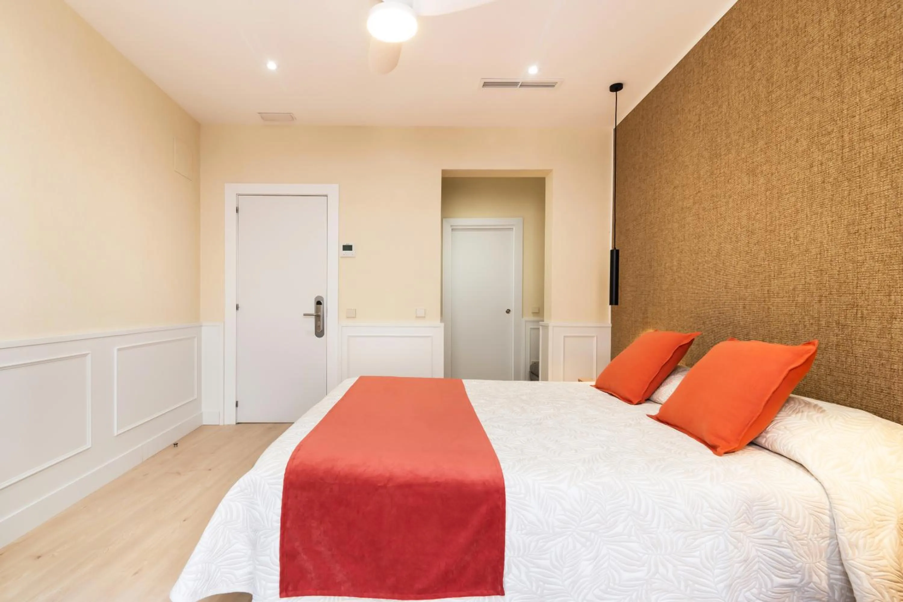 Photo of the whole room, Bed in Cálamo Guesthouse