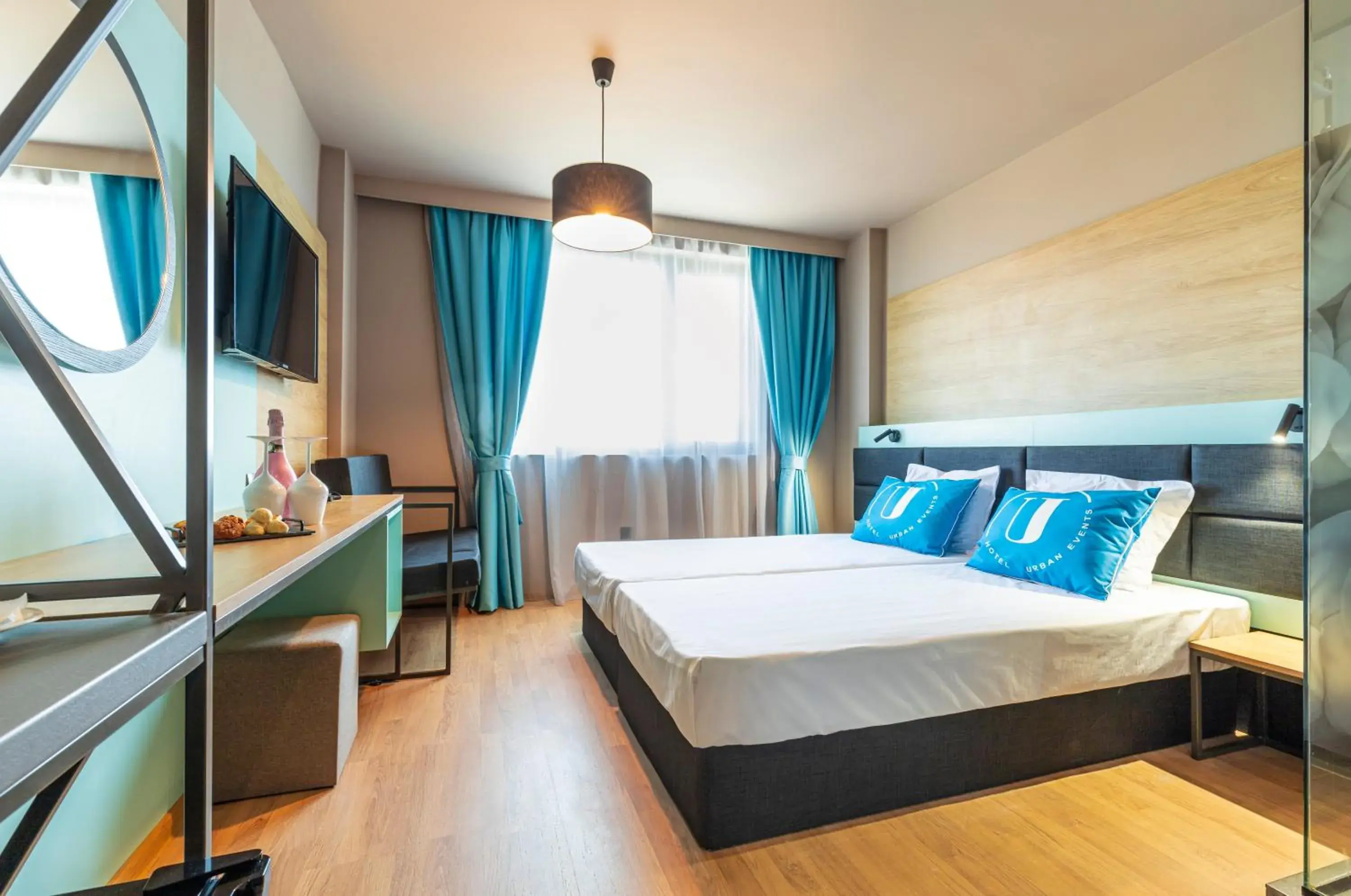 Triple Room in Hotel Urban Triple Room in Hotel Urban
