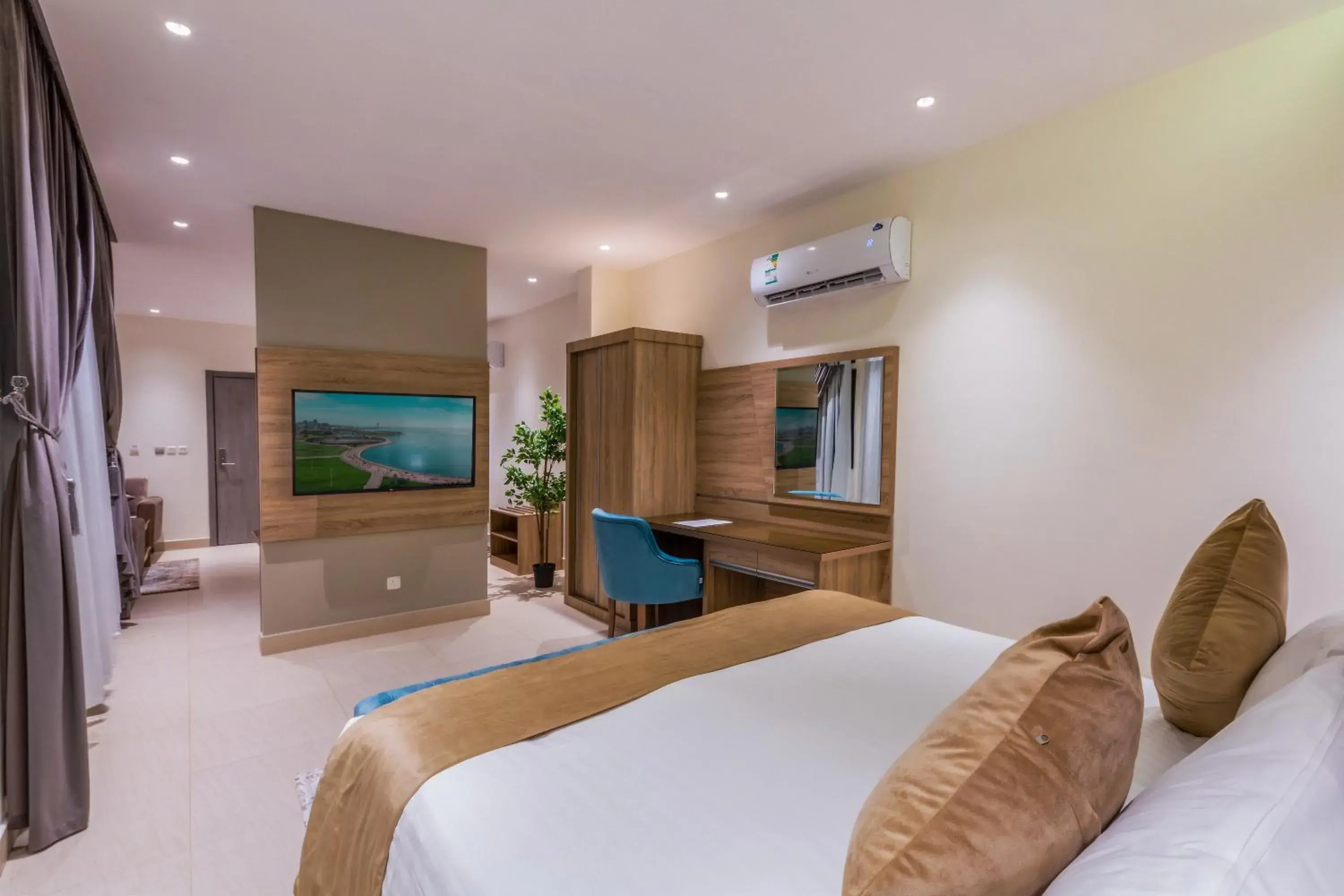 Superior King Suite in The Address Palace Apartments Superior King Suite in The Address Palace Apartments