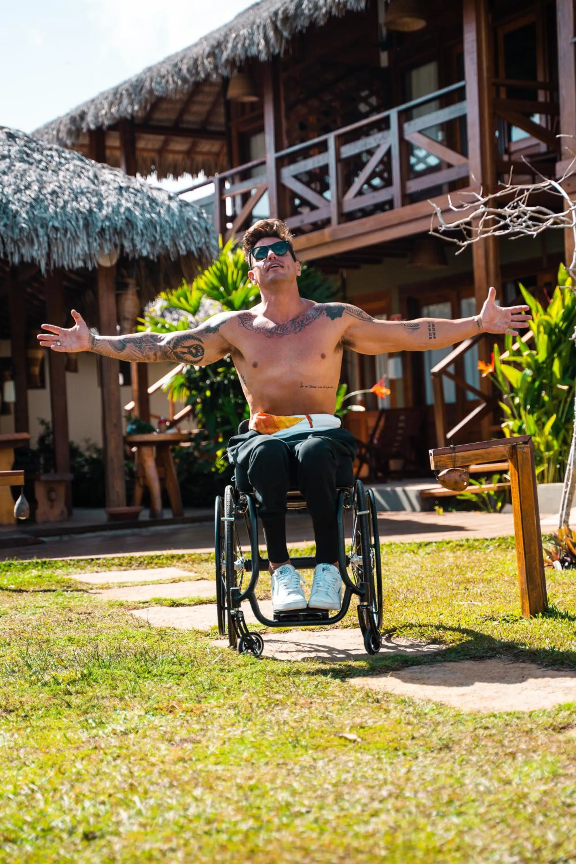 People in VILA ATY LODGE