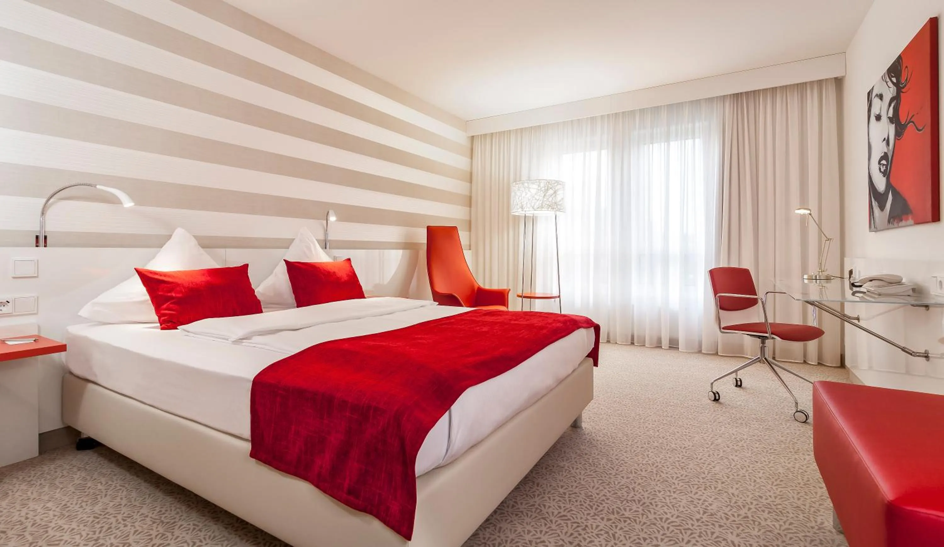 Photo of the whole room, Bed in Radisson Blu Hotel Karlsruhe