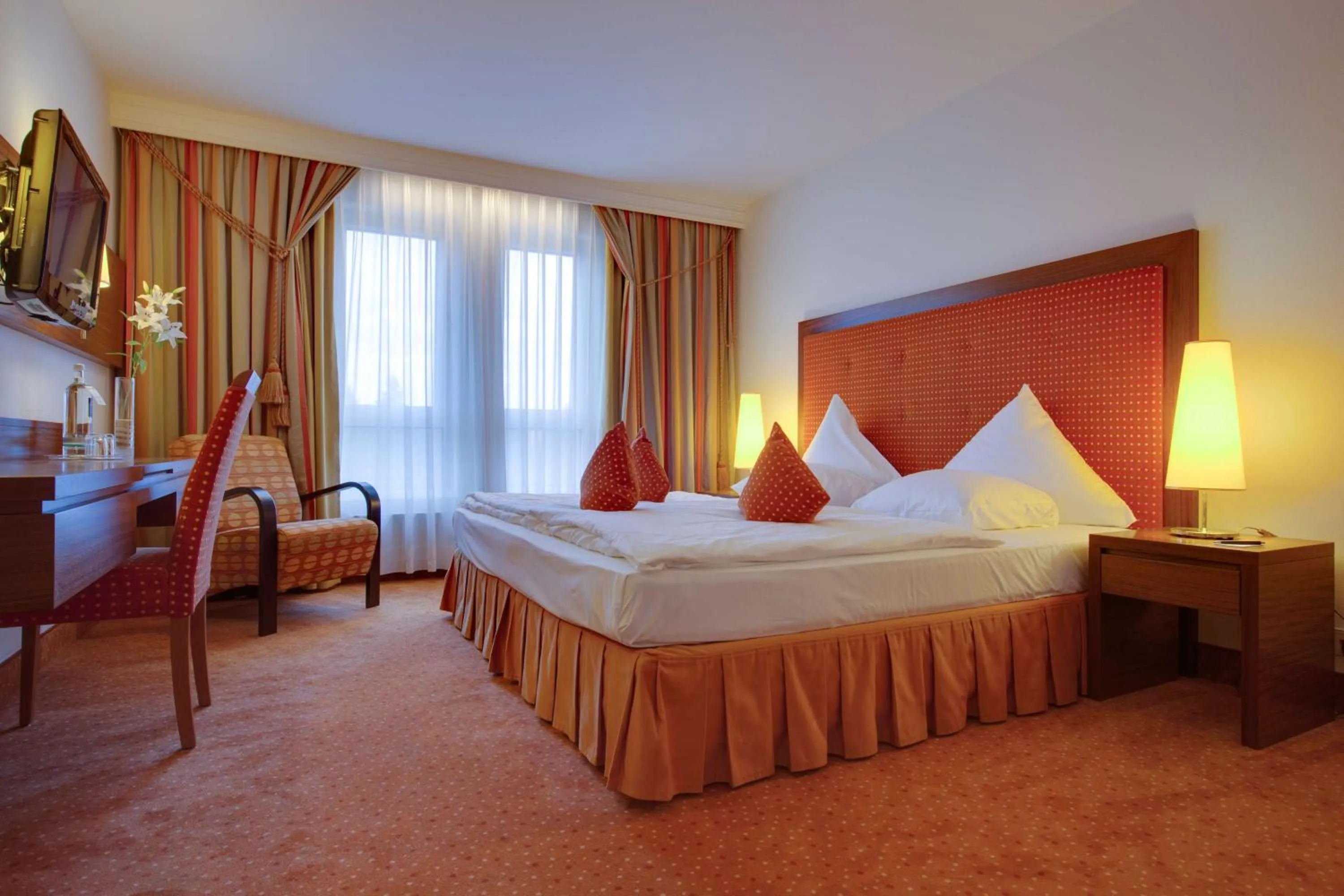 Photo of the whole room, Bed in Radisson Blu Hotel Karlsruhe