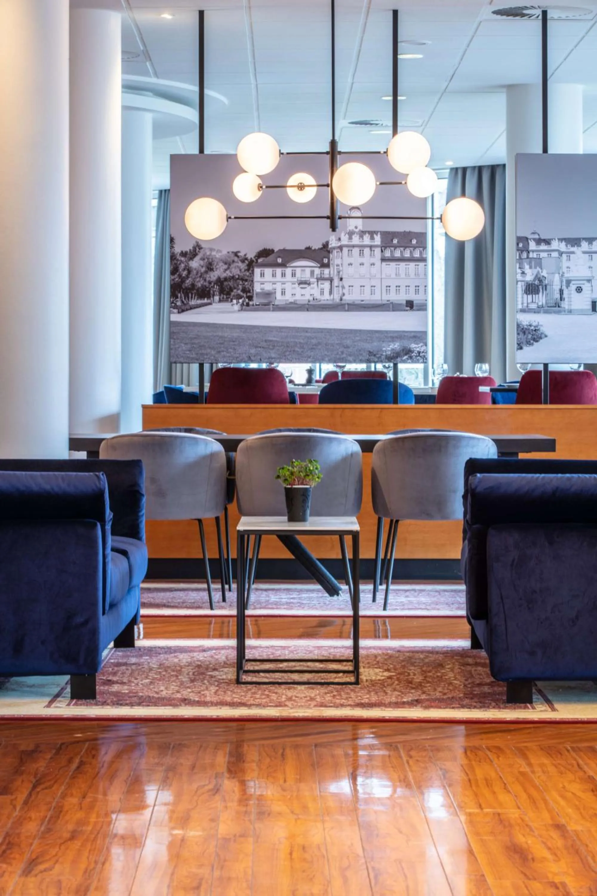 Lobby or reception in Radisson Blu Hotel Karlsruhe