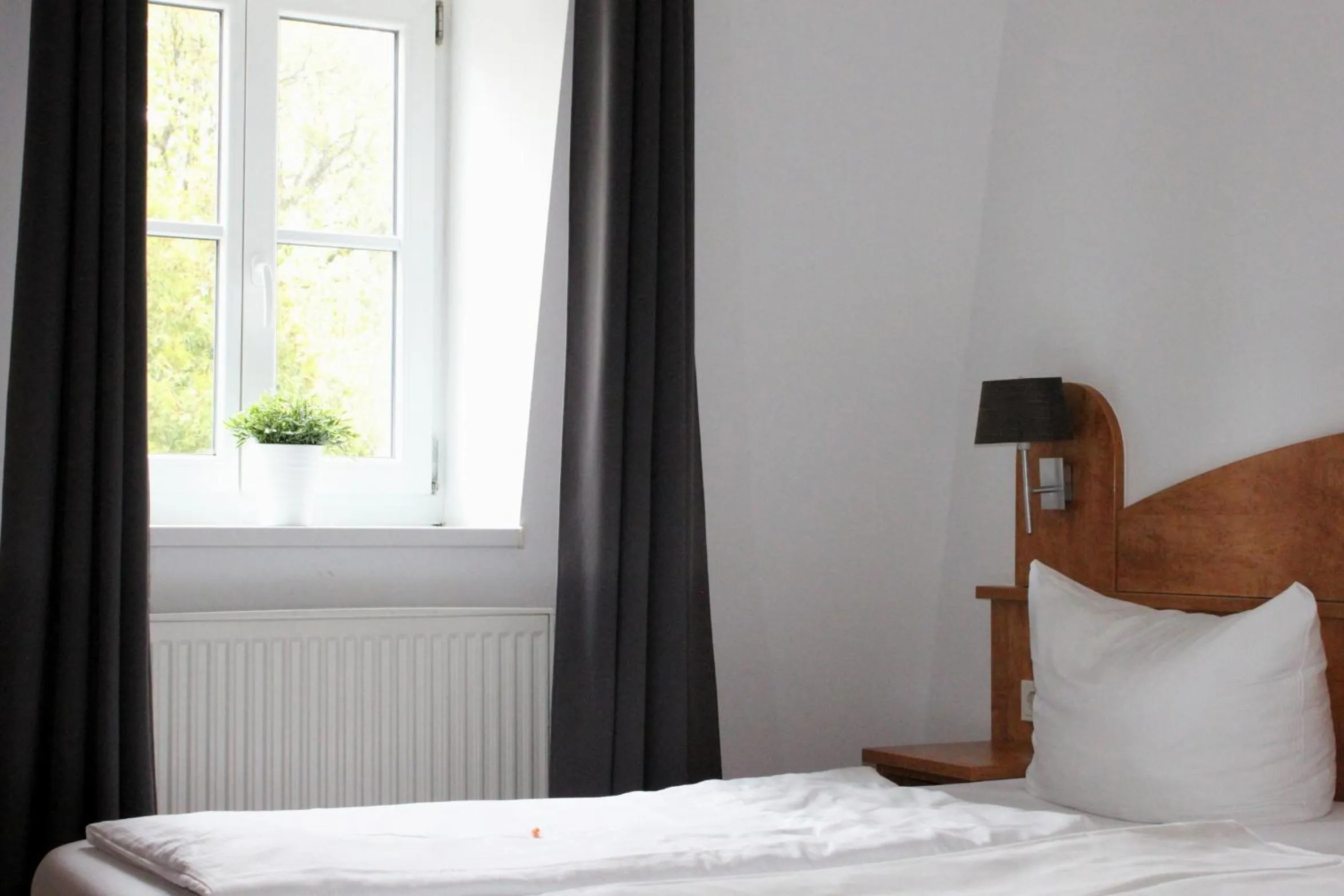 Bed in Hotel Waitzingers