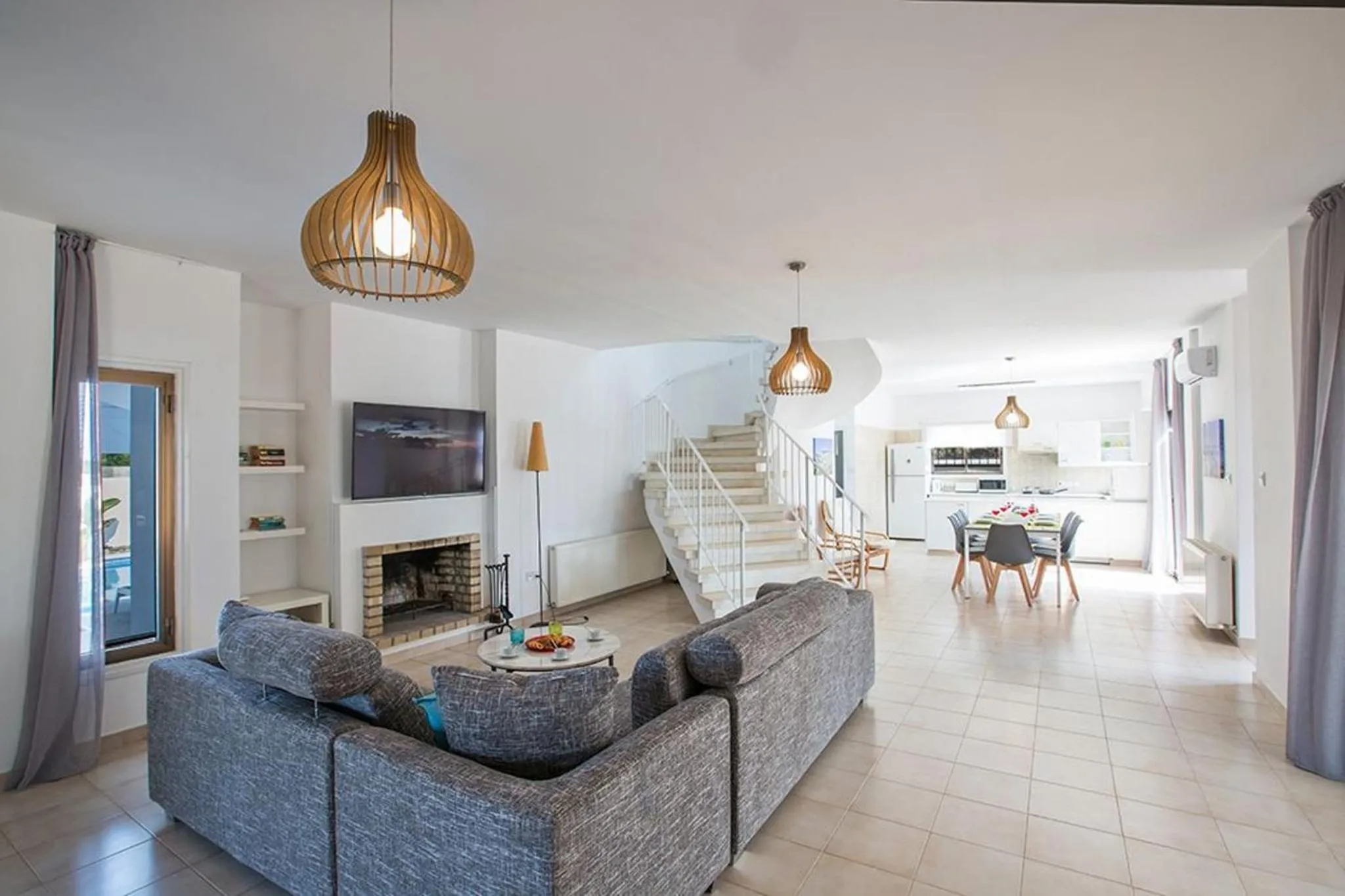 Villa Nepou - Beautiful 4 Bedroom Villa - Located In Ayia Napa