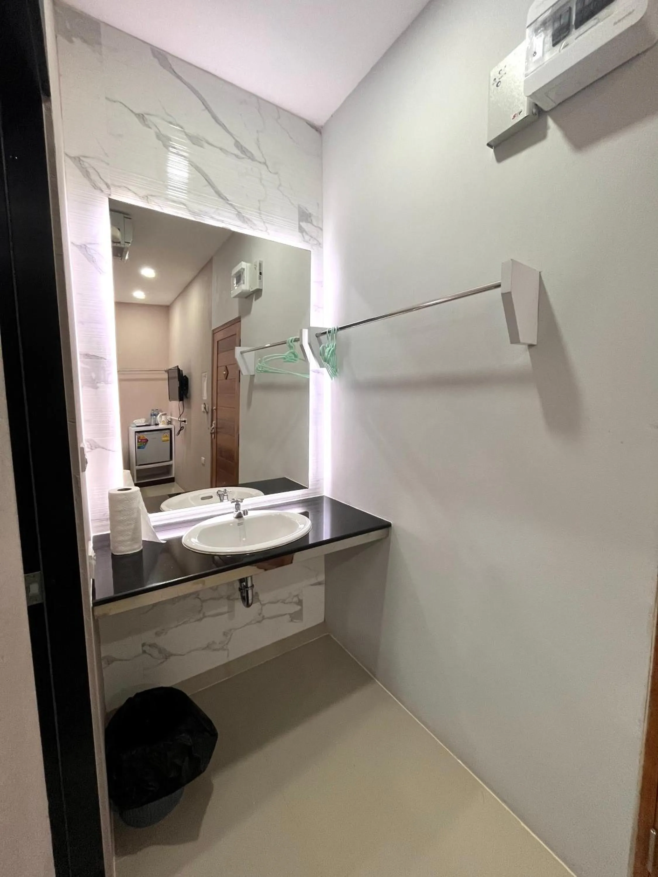 Bathroom in Variety winner hostel