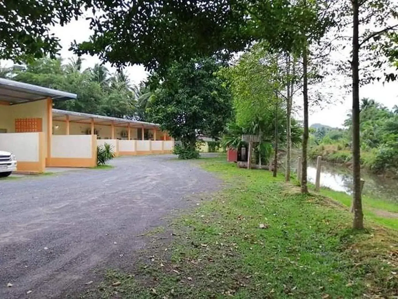 Property building in Baan Rim Nam Resort Property building in Baan Rim Nam Resort