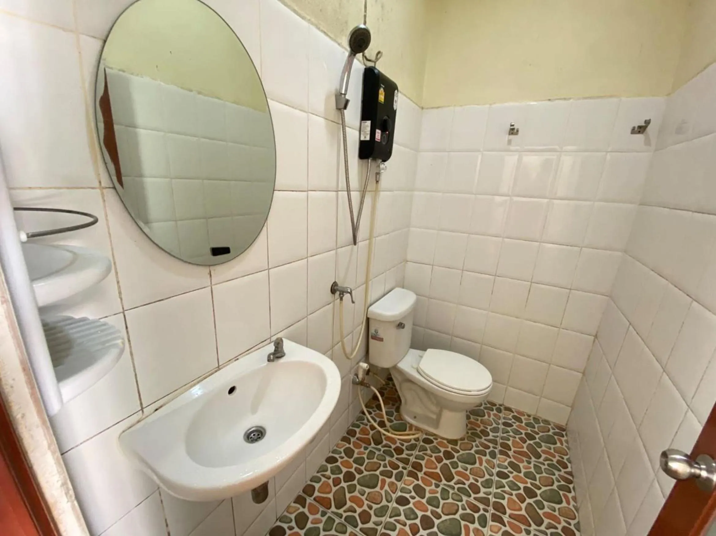 Bathroom in Baan Rim Nam Resort