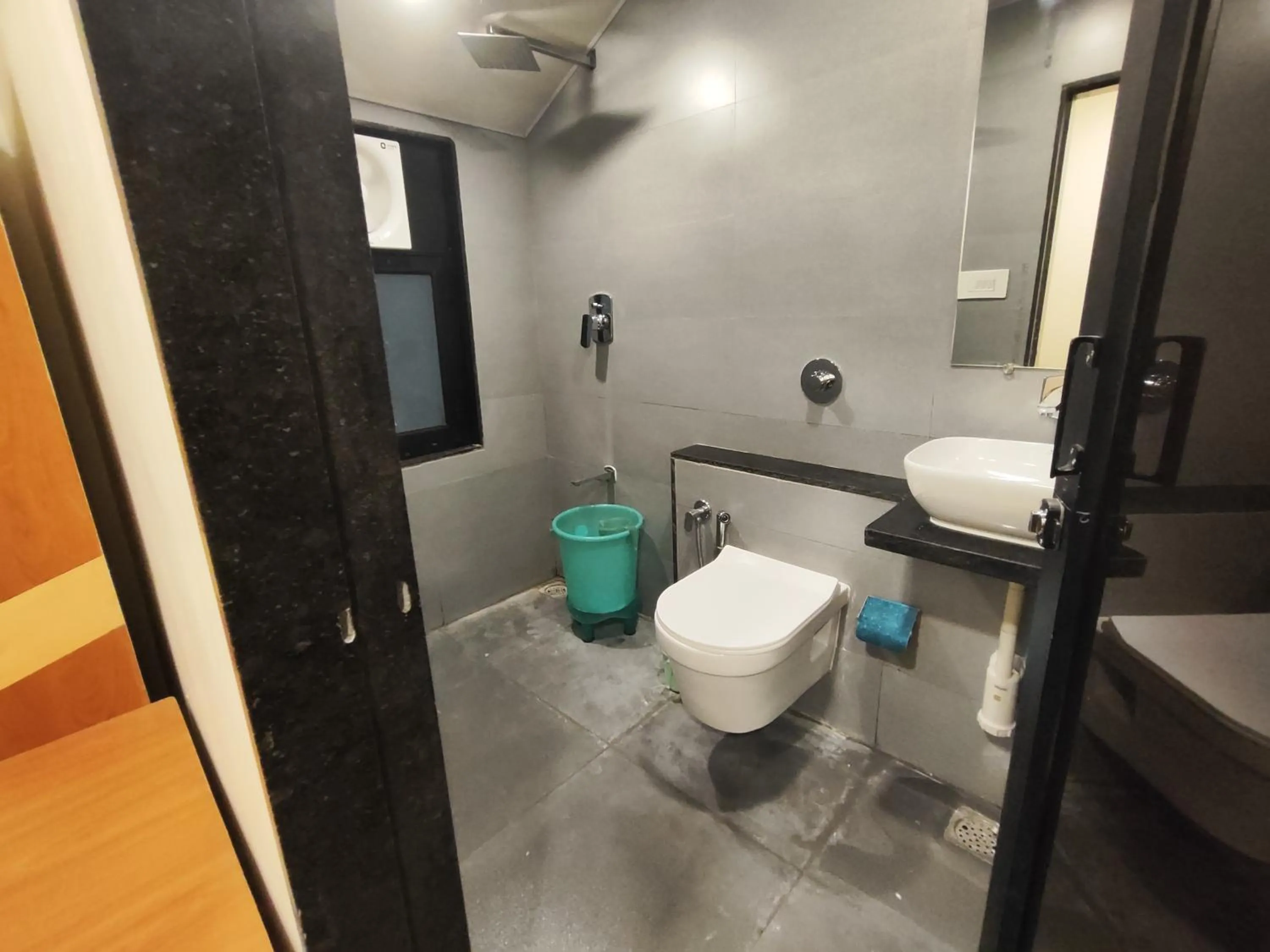 Shower in Hotel Always Welcome by SAH