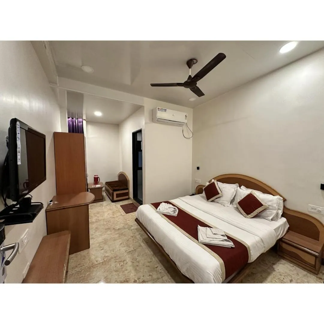 Bed in Hotel Always Welcome by SAH