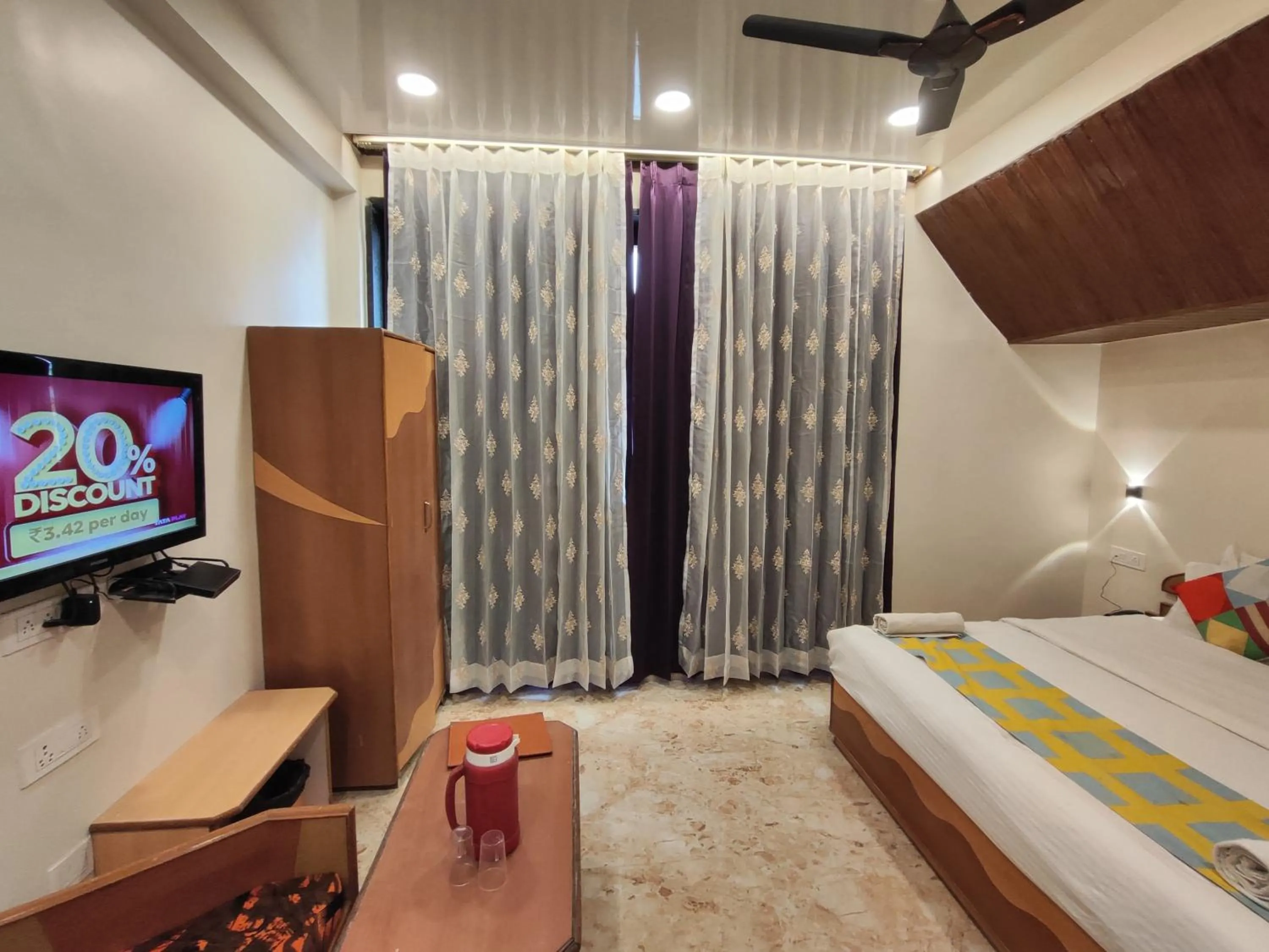 Bedroom, Bed in Hotel Always Welcome by SAH